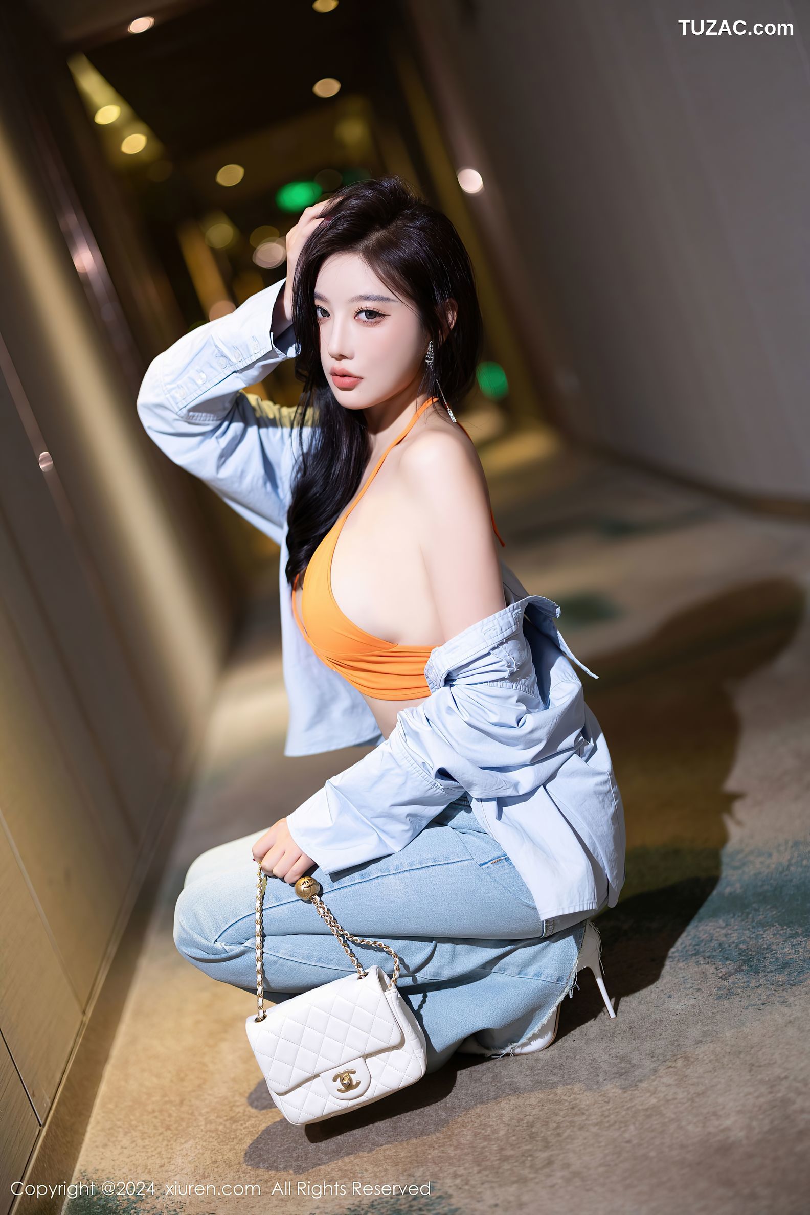 XiuRen秀人网-9282-杨晨晨Yome-橘色束胸牛子裤-红衣超小白色比基尼内衣-2024.10.14