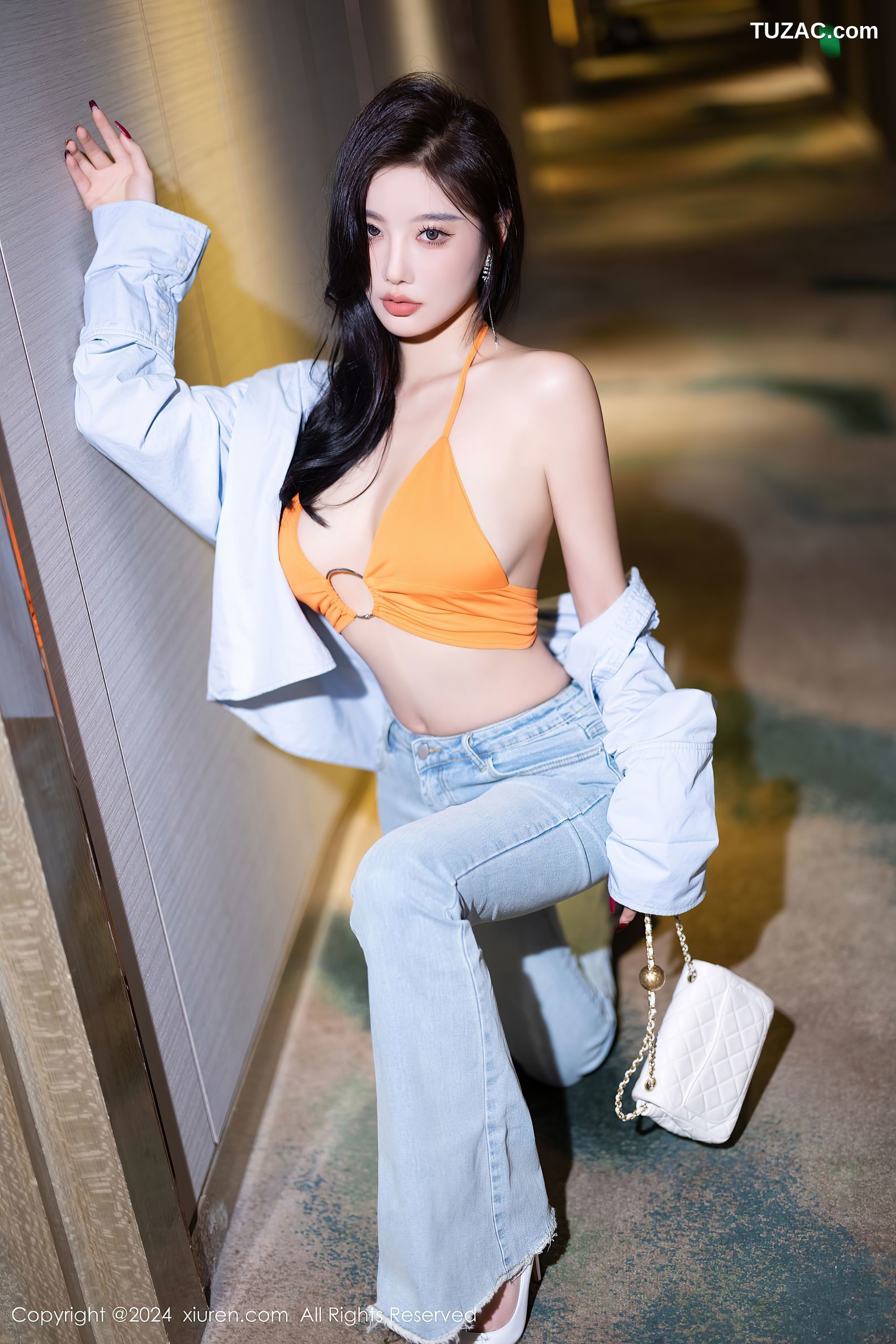 XiuRen秀人网-9282-杨晨晨Yome-橘色束胸牛子裤-红衣超小白色比基尼内衣-2024.10.14