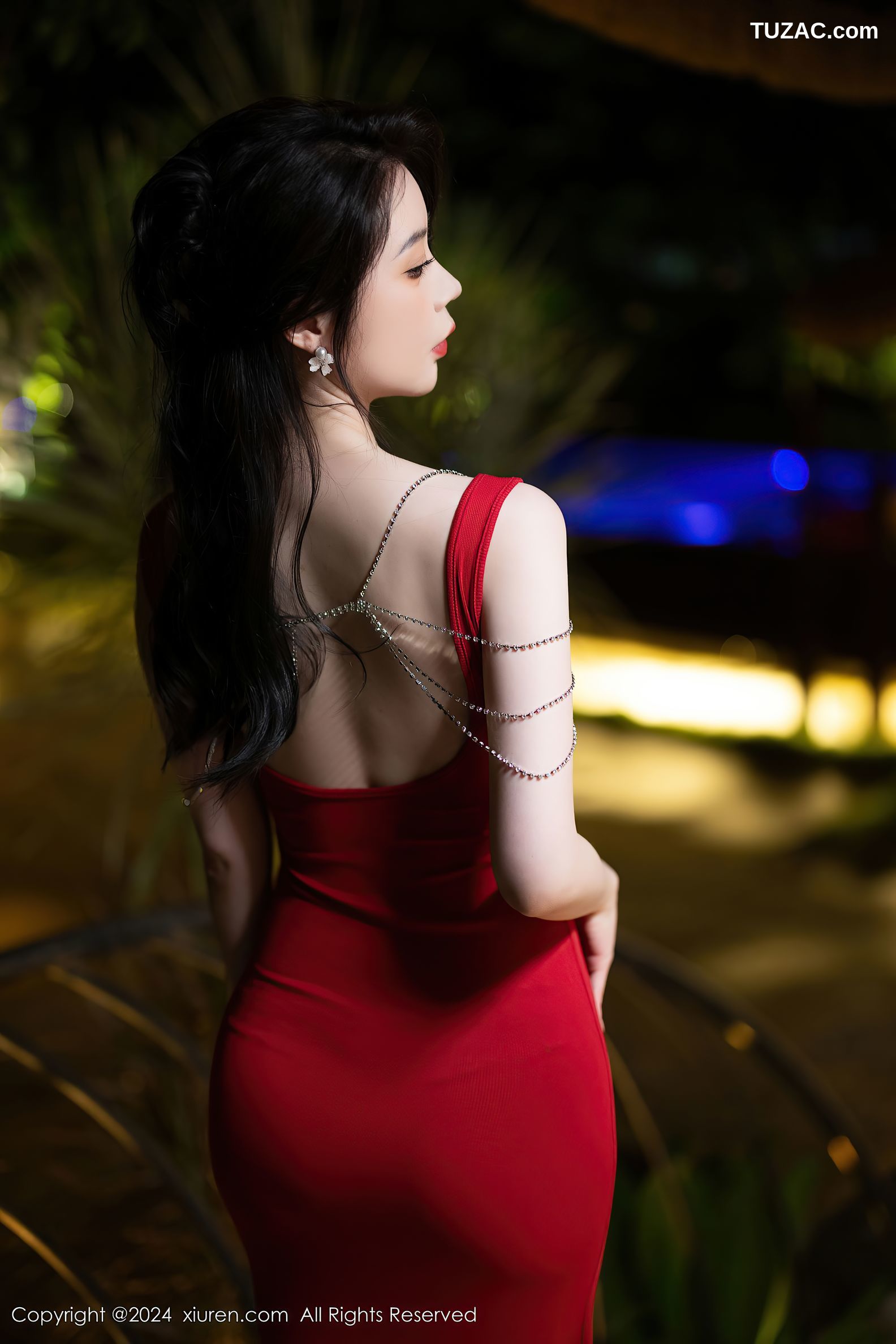 XiuRen秀人网-9291-梦心玥-红色礼服裙红色内衣黑丝-2024.10.15