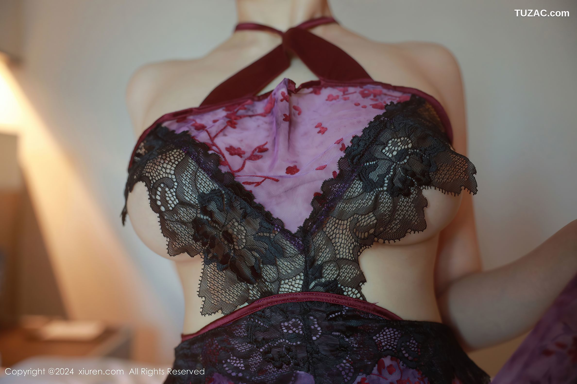 XiuRen秀人网-9292-唐翩翩-紫纱黑蕾丝情趣内衣黑丝-2024.10.16