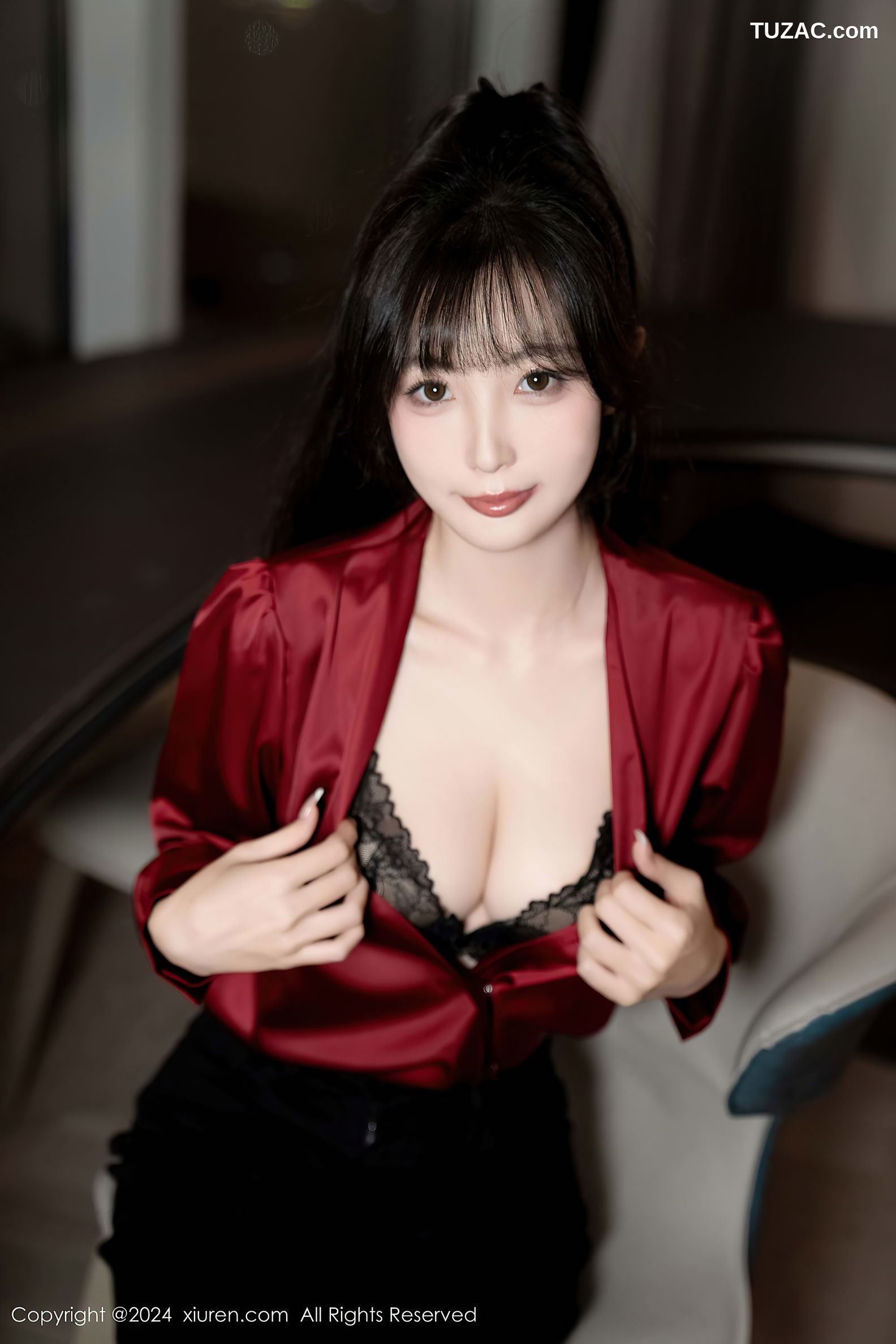 XiuRen秀人网-9299-林星阑-红衫黑色长裤黑色蕾丝内衣黑丝-2024.10.16