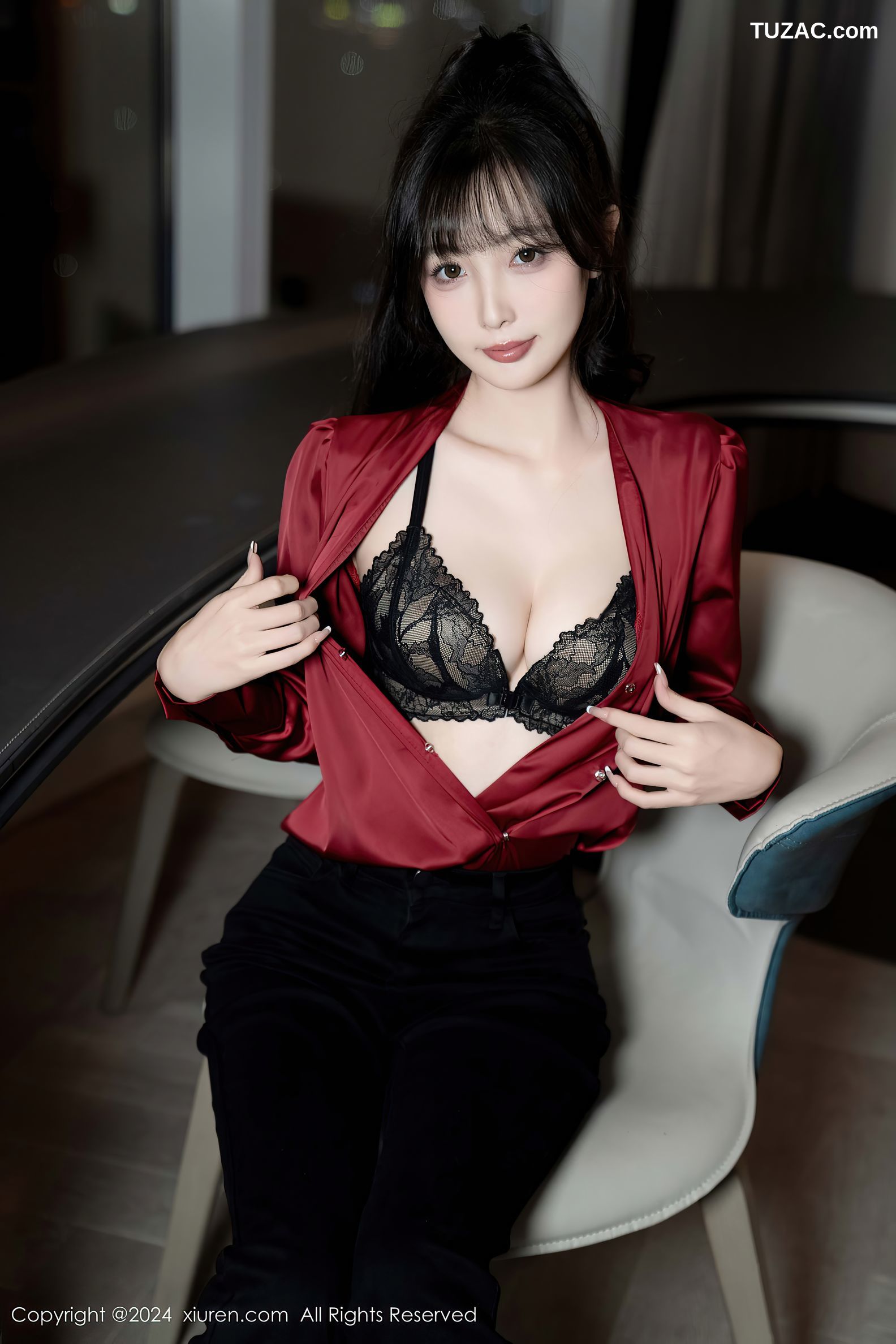 XiuRen秀人网-9299-林星阑-红衫黑色长裤黑色蕾丝内衣黑丝-2024.10.16