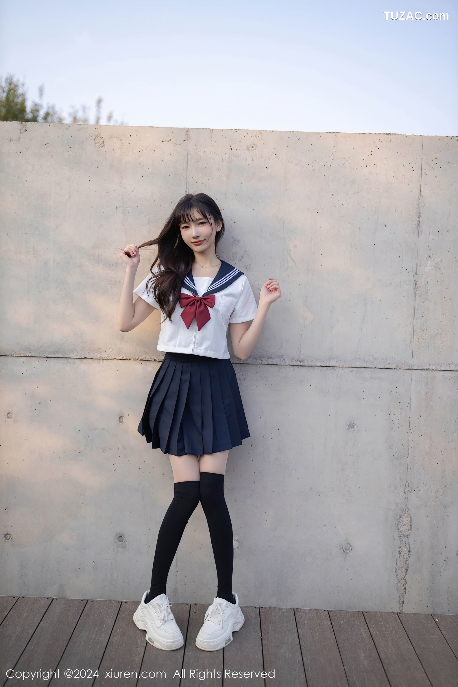 XiuRen秀人网-9305-陆萱萱-学生装水手服深蓝短裙浴室湿身-2024.10.17