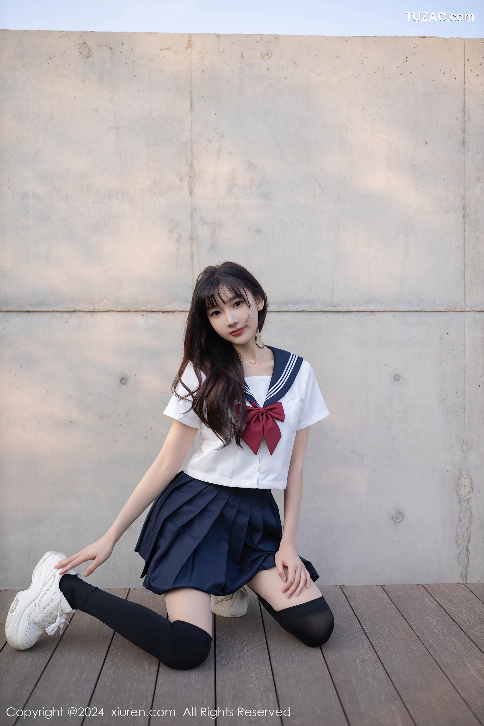 XiuRen秀人网-9305-陆萱萱-学生装水手服深蓝短裙浴室湿身-2024.10.17