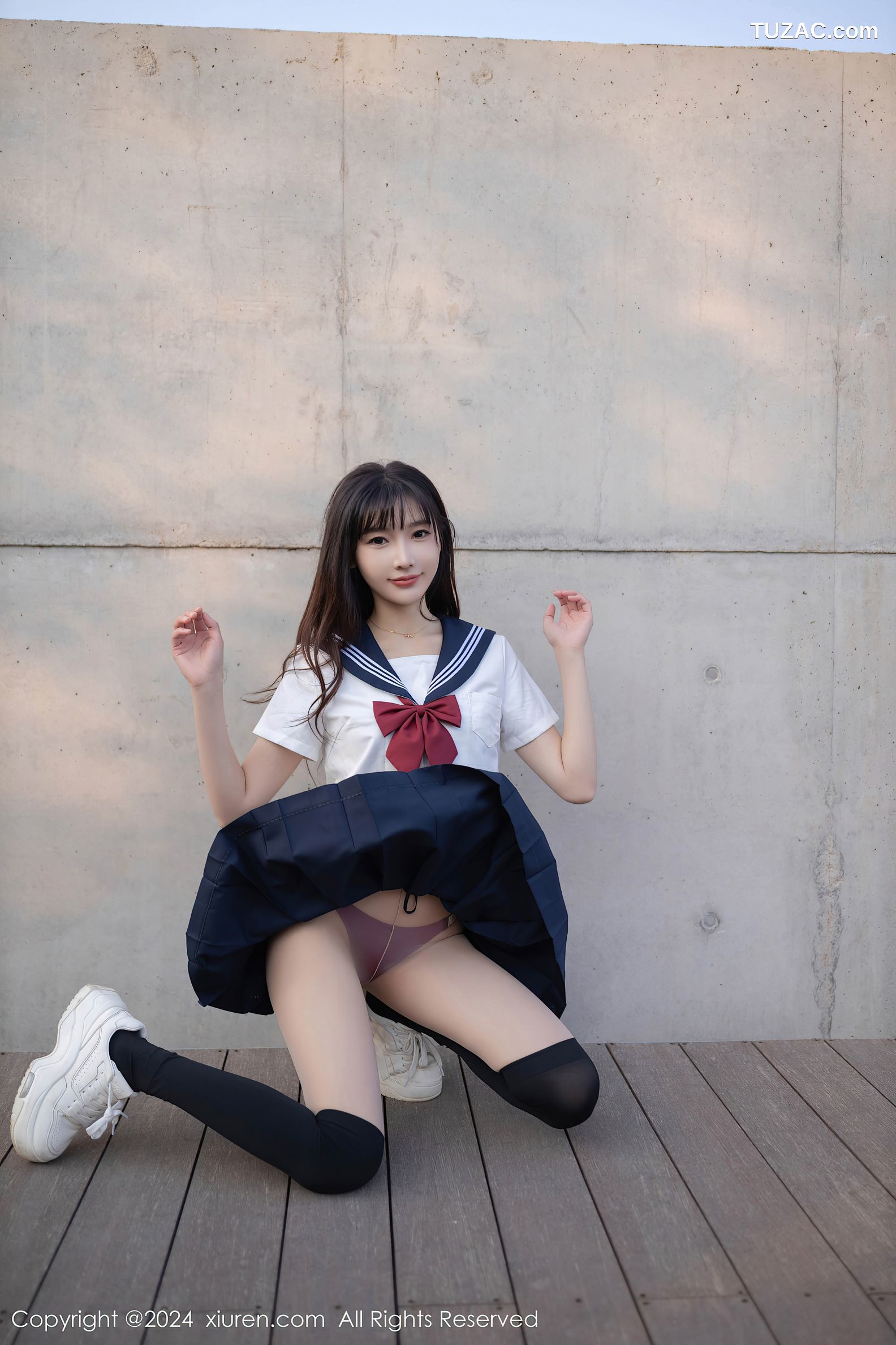 XiuRen秀人网-9305-陆萱萱-学生装水手服深蓝短裙浴室湿身-2024.10.17