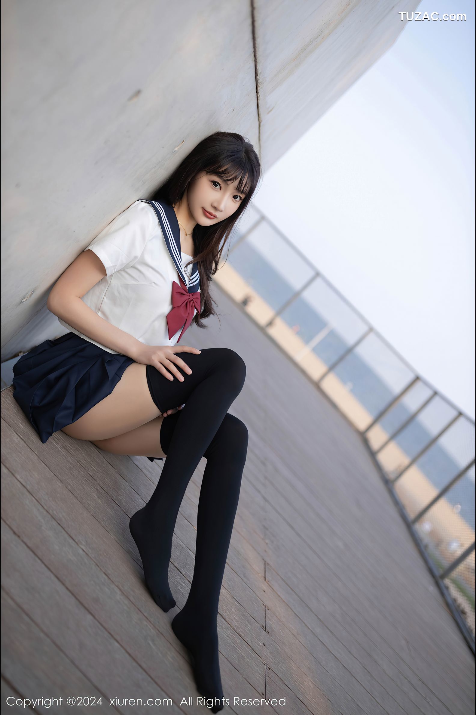 XiuRen秀人网-9305-陆萱萱-学生装水手服深蓝短裙浴室湿身-2024.10.17