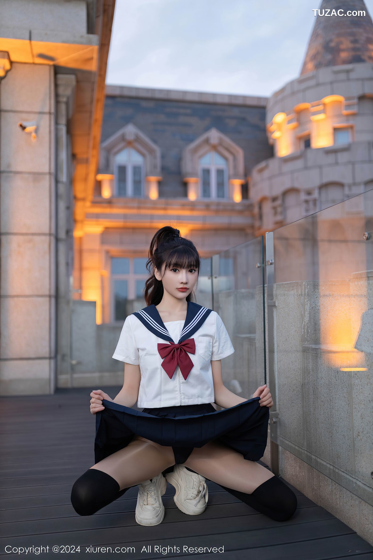 XiuRen秀人网-9305-陆萱萱-学生装水手服深蓝短裙浴室湿身-2024.10.17