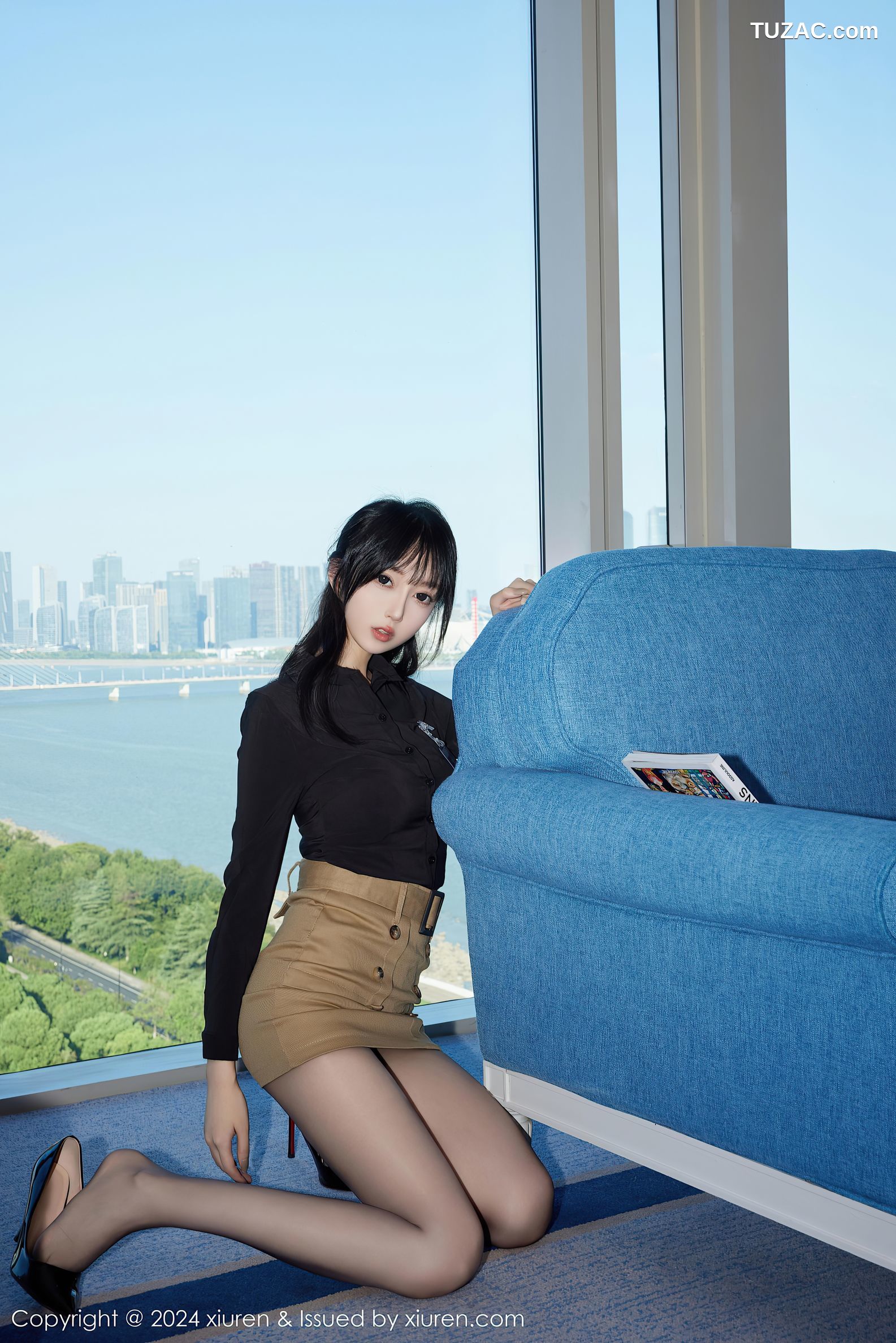 XiuRen秀人网-9309-玥儿玥er-黑衬衫米色短裙长腿黑丝-2024.10.18