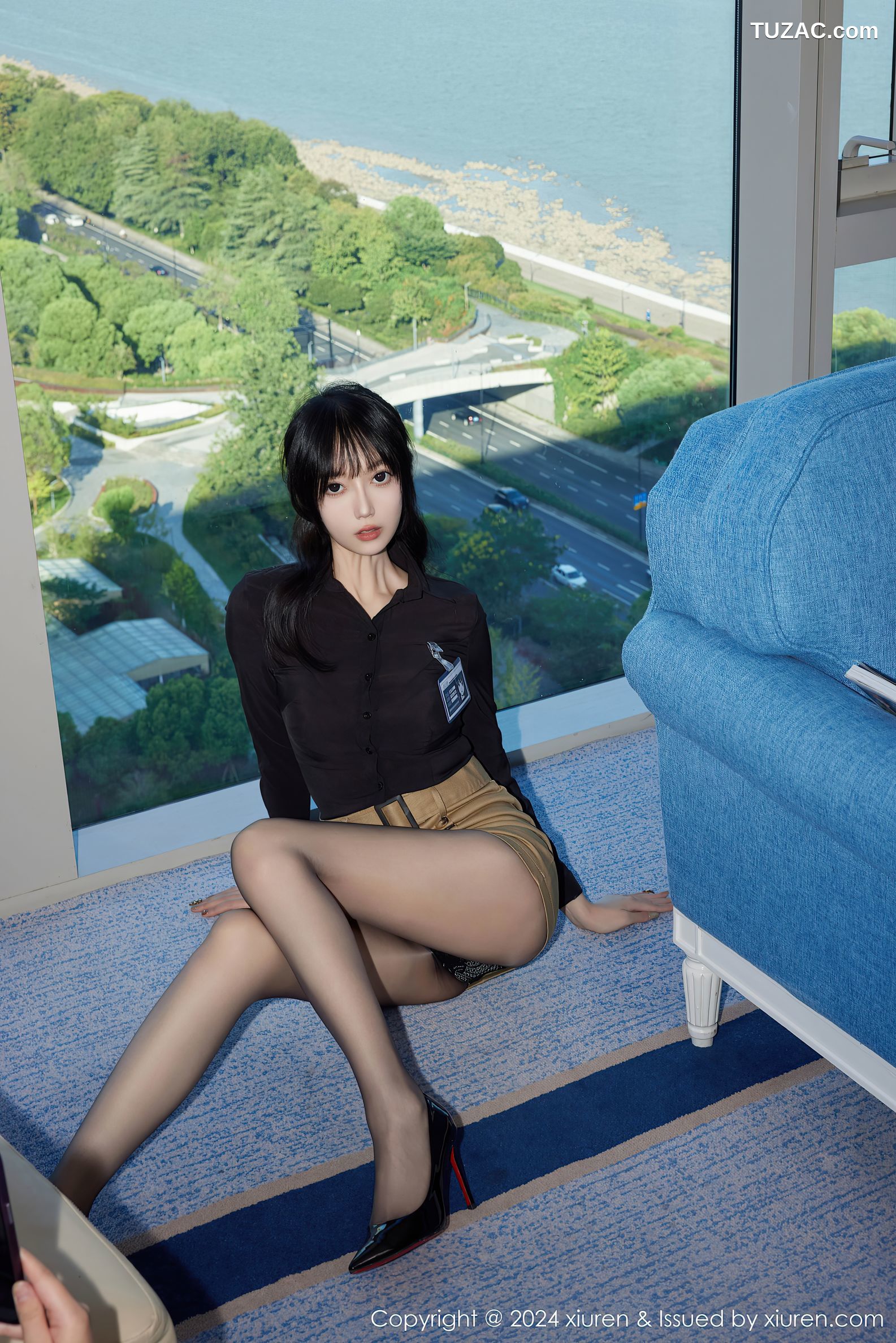 XiuRen秀人网-9309-玥儿玥er-黑衬衫米色短裙长腿黑丝-2024.10.18