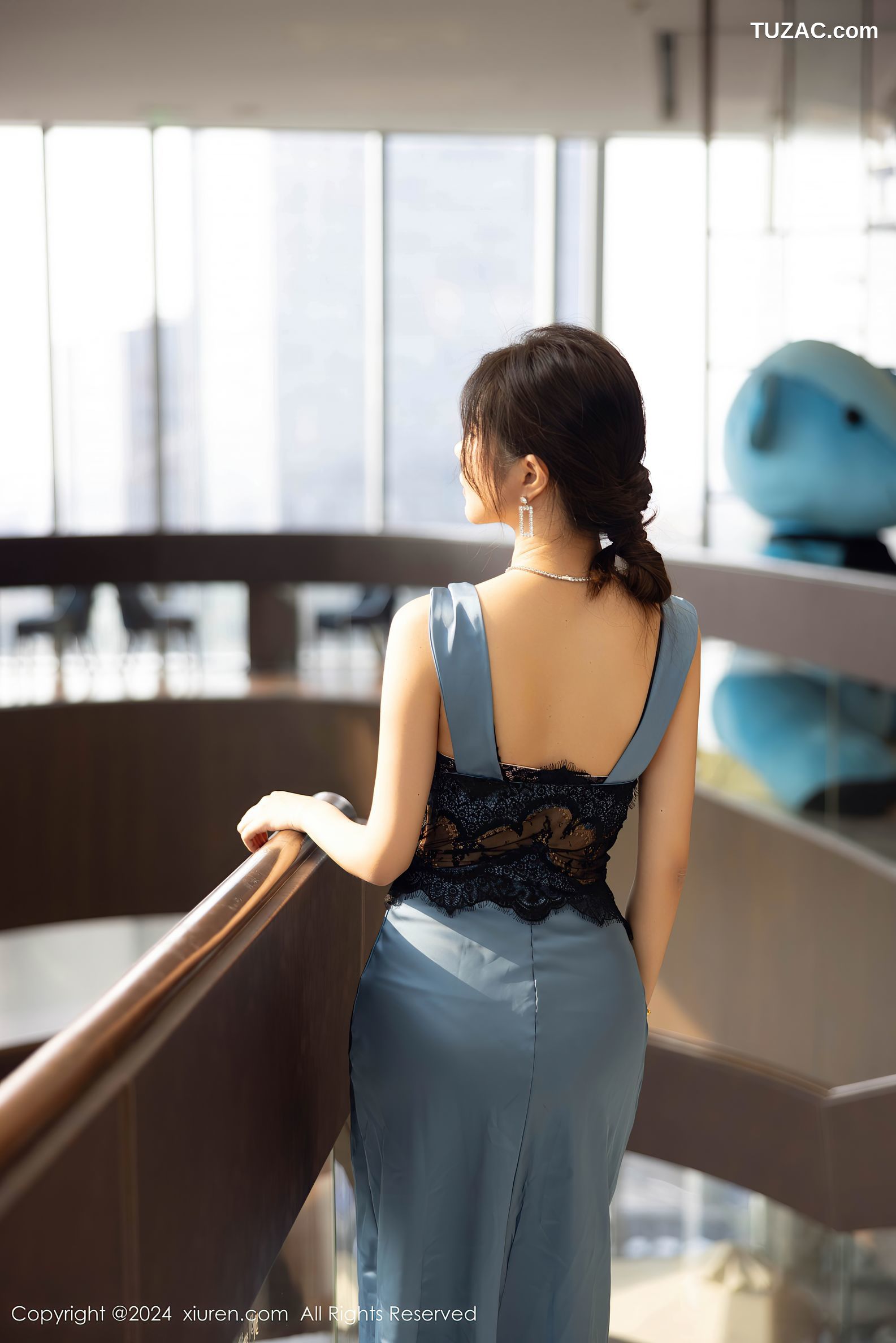 XiuRen秀人网-9310-绮里嘉ula-黑蕾丝衫蓝裙浴室玉体诱惑-2024.10.18