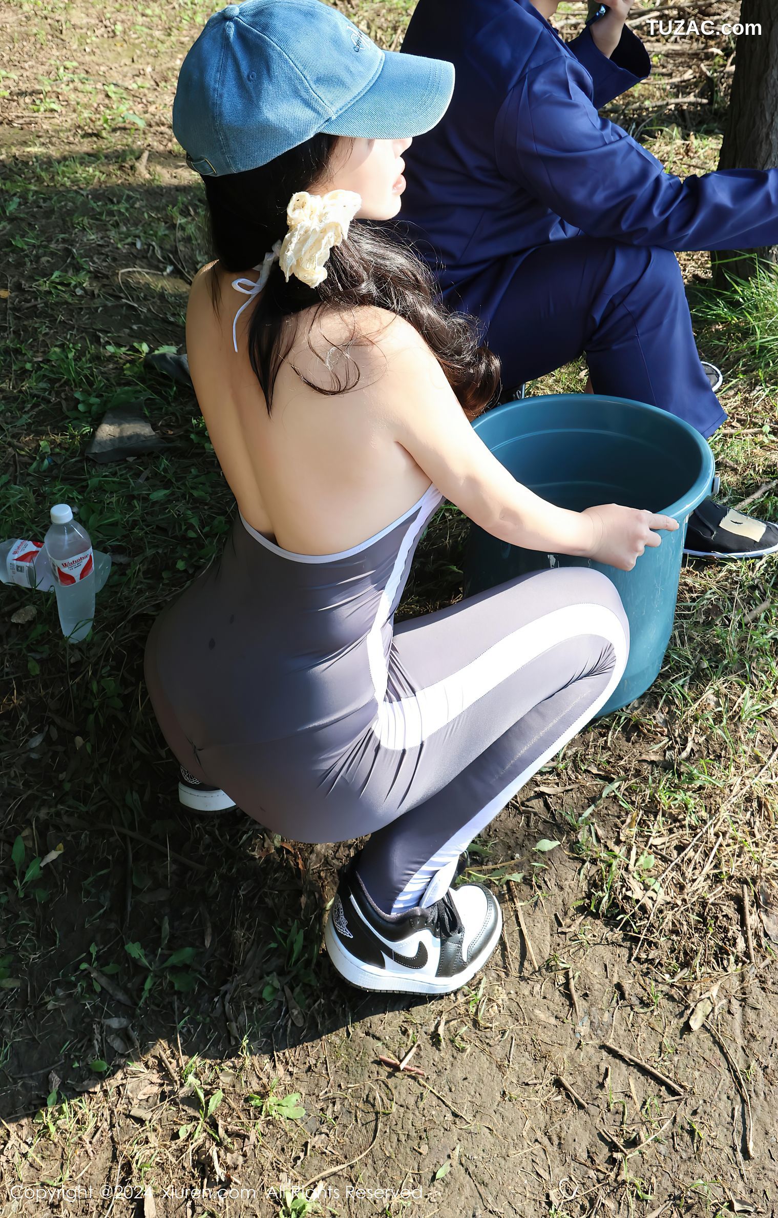 XiuRen秀人网-9311-小薯条nienie-户外钓鱼主题灰蓝紧身运动服-2024.10.18