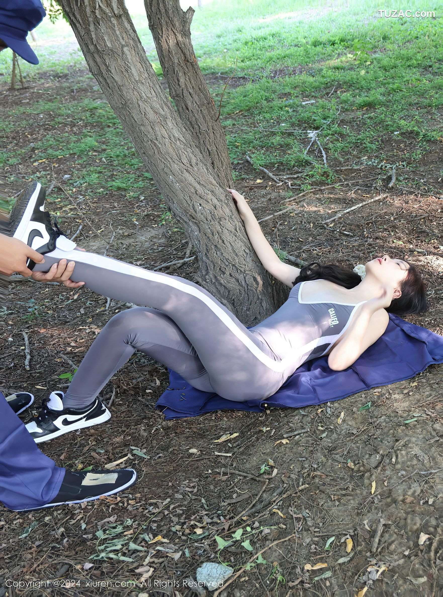 XiuRen秀人网-9311-小薯条nienie-户外钓鱼主题灰蓝紧身运动服-2024.10.18