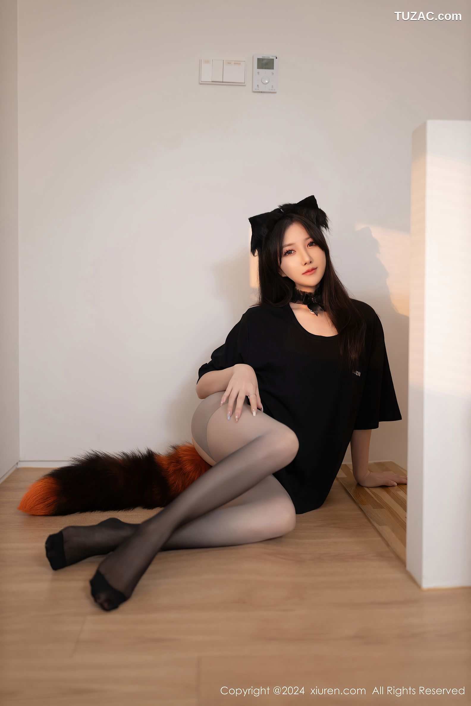 XiuRen秀人网-9314-鱼子酱Fish-黑衣小野猫乳贴爆乳-2024.10.18