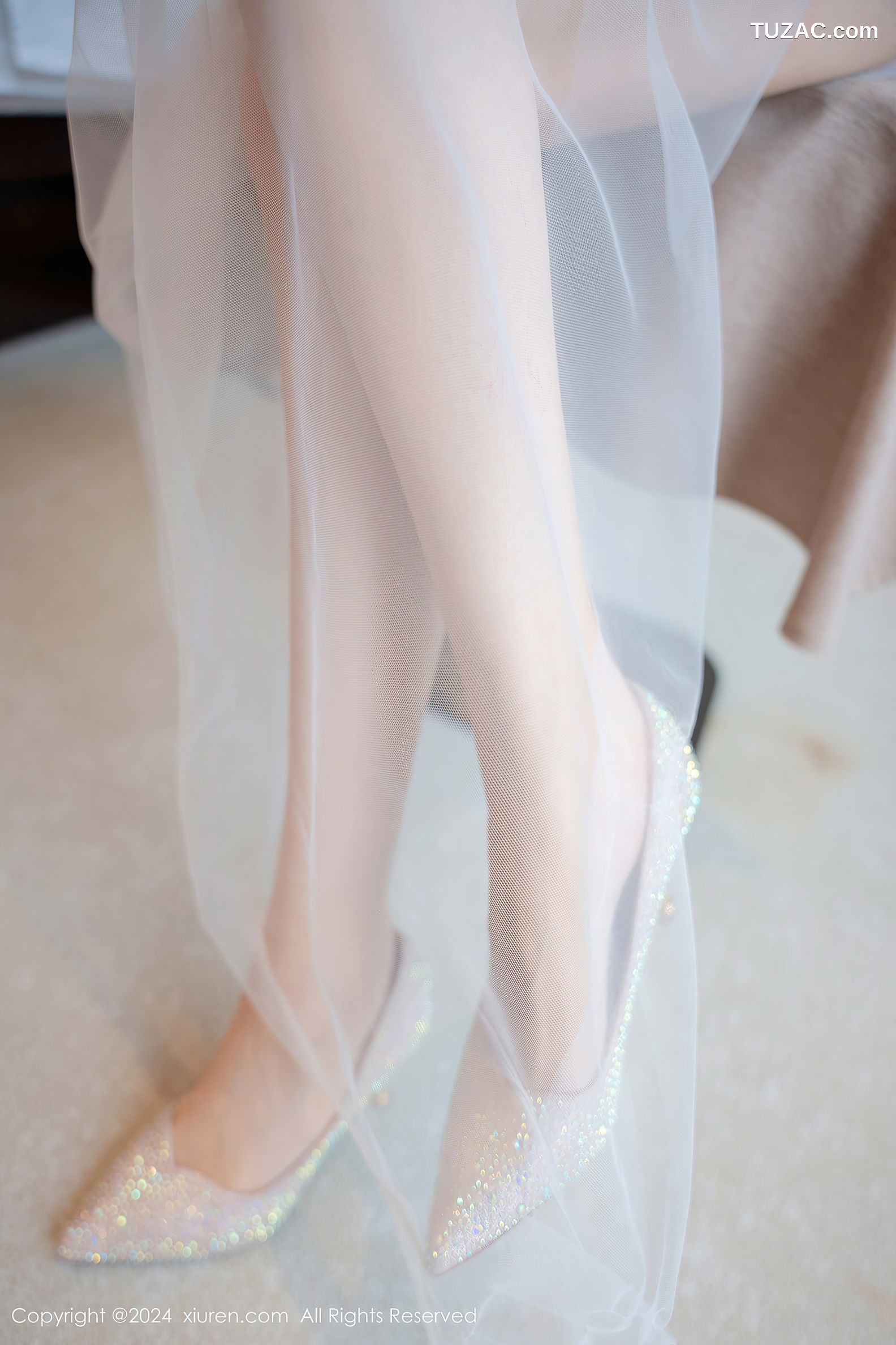 XiuRen秀人网-9318-白芷yy-白纱透视玉体诱惑-2024.10.21