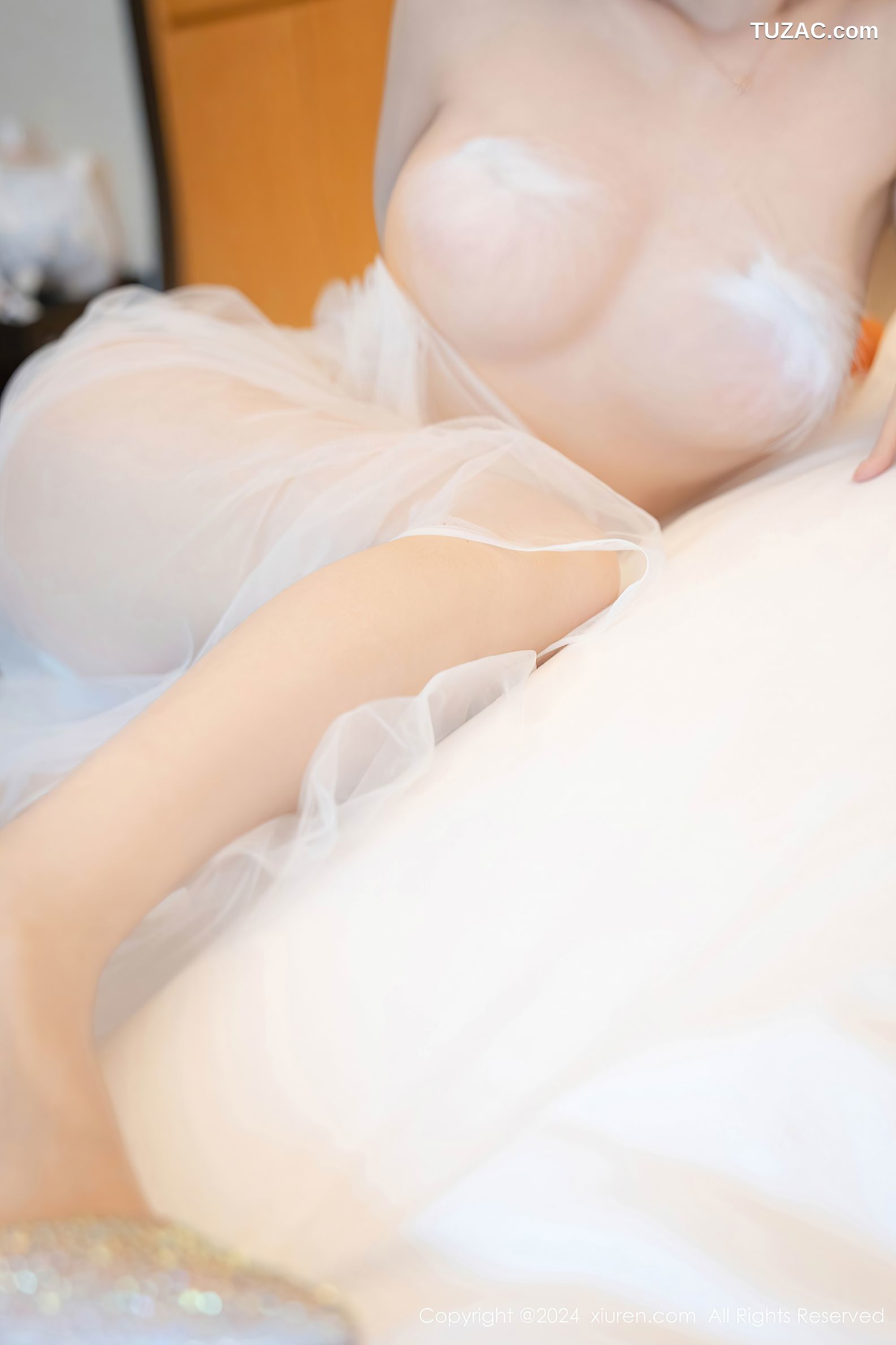 XiuRen秀人网-9318-白芷yy-白纱透视玉体诱惑-2024.10.21