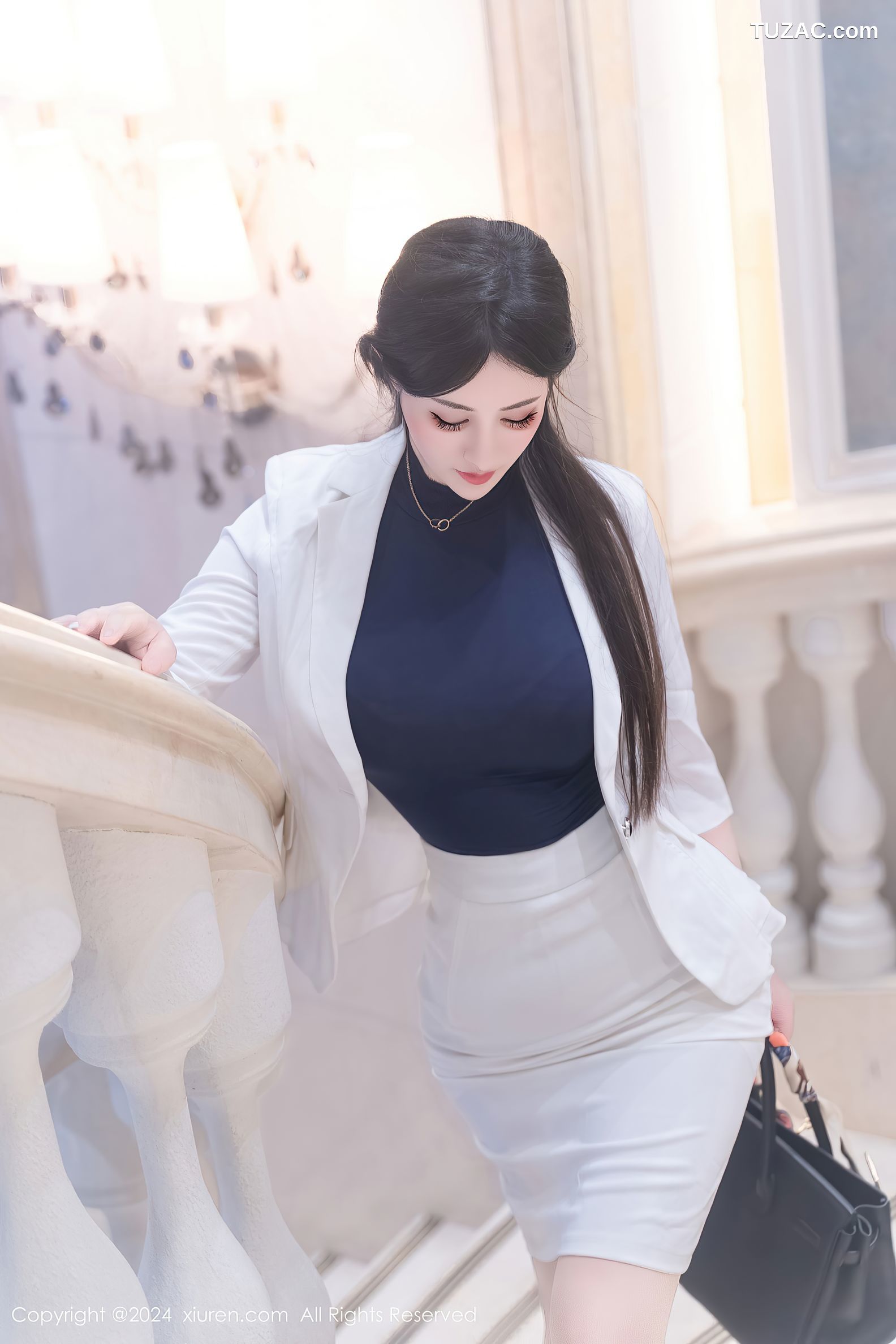 XiuRen秀人网-9319-诗诗kiki-OL白色裙装红色内衣肉丝-2024.10.21