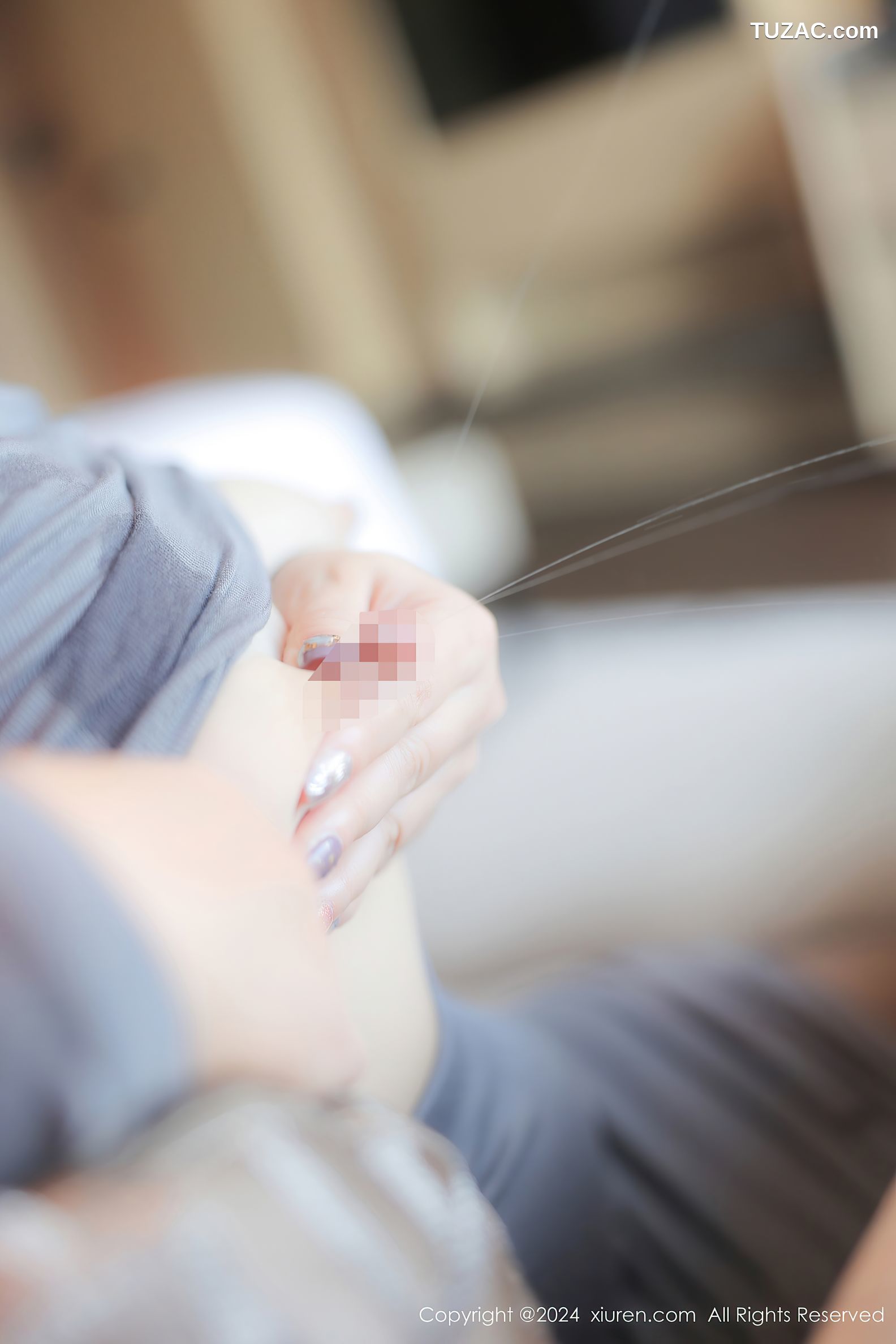 XiuRen秀人网-9325-白洁Bessie-灰蓝紧身裙湿奶爆乳-2024.10.22