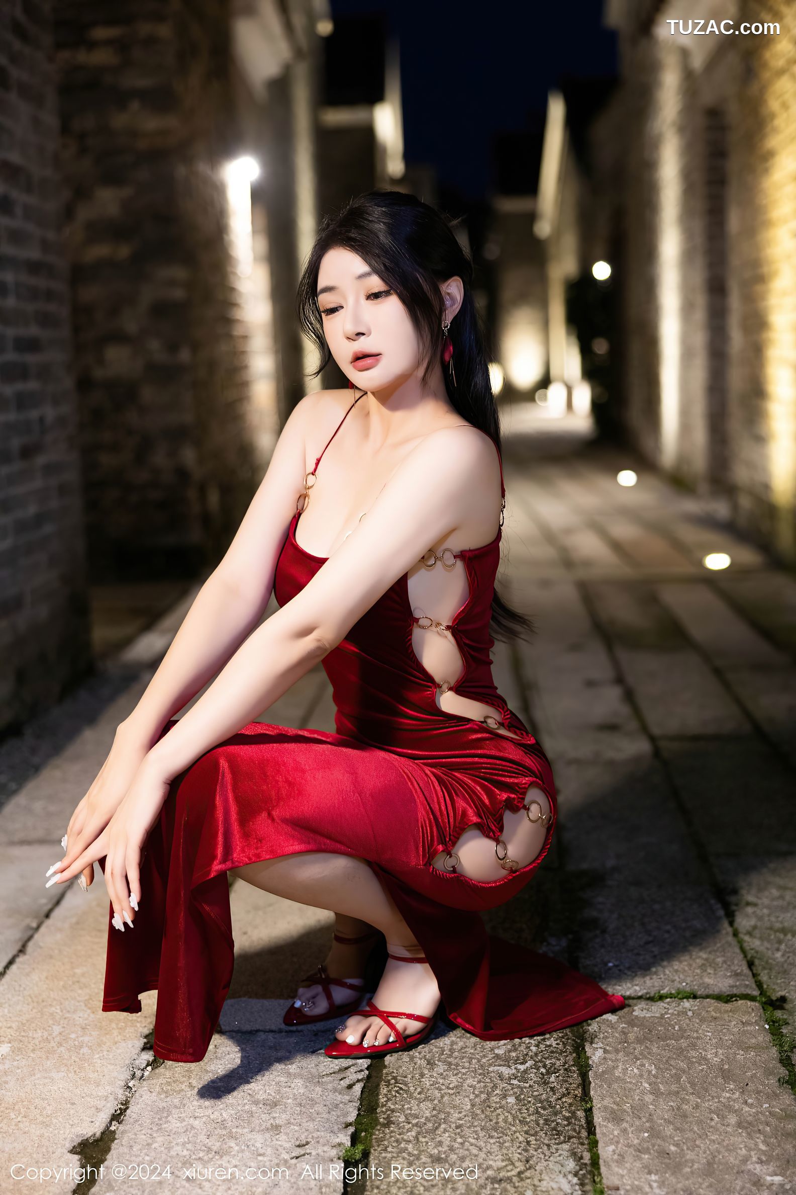 XiuRen秀人网-9327-凯竹Quinn-红色吊带长裙红蕾丝内衣-2024.10.22