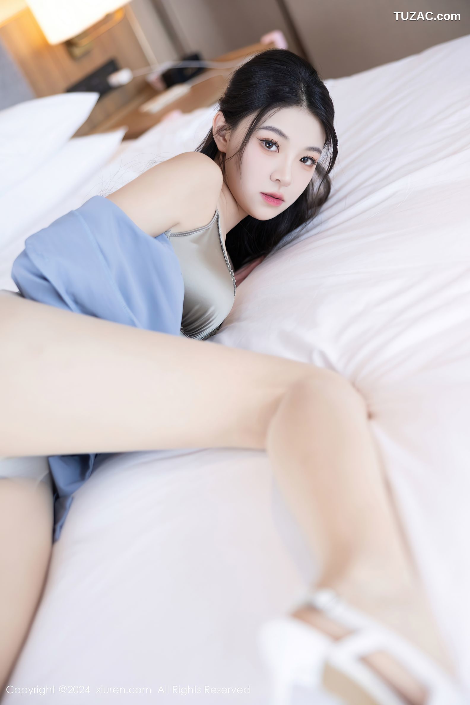 XiuRen秀人网-9333-初梦瑶-灰蓝衬衫灰短裙灰色内衣-2024.10.23