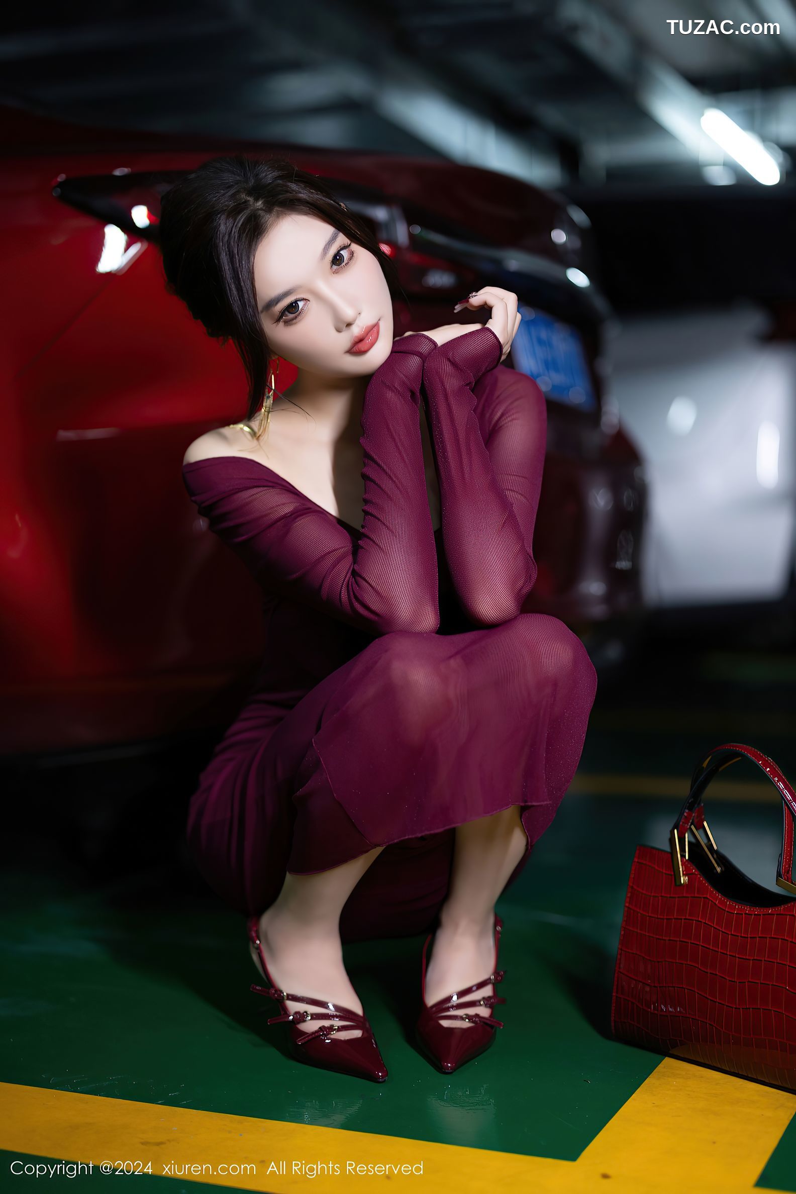 XiuRen秀人网-9348-杨晨晨Yome-香肩酒红美裙红蕾丝内衣-2024.10.25