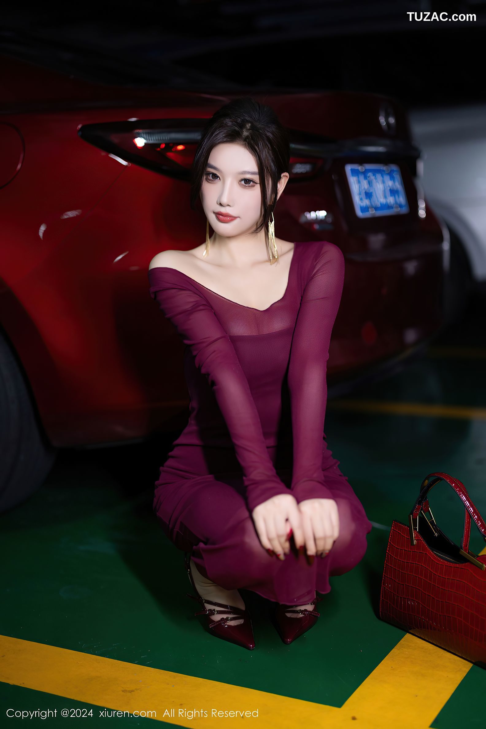 XiuRen秀人网-9348-杨晨晨Yome-香肩酒红美裙红蕾丝内衣-2024.10.25