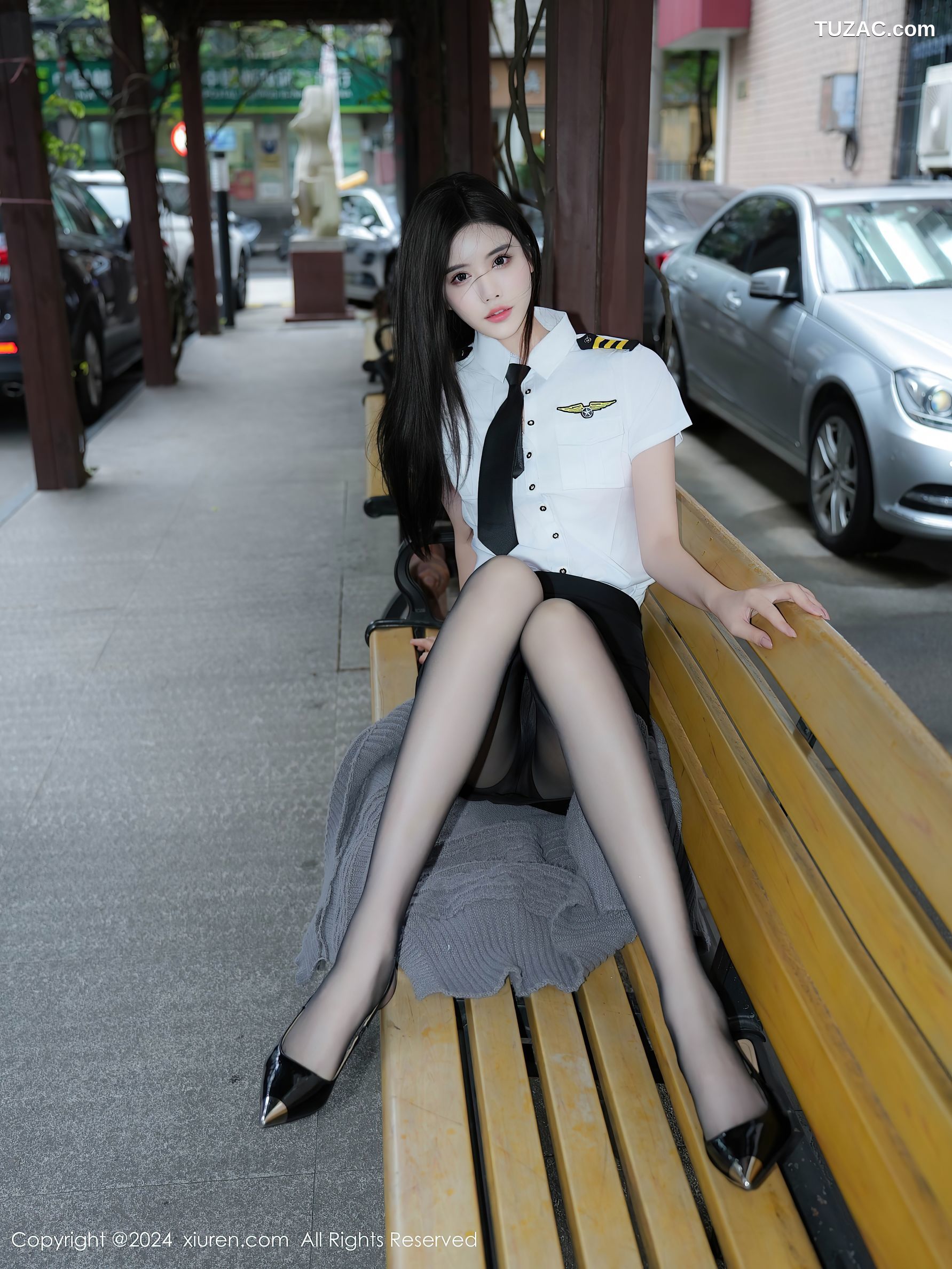 XiuRen秀人网-9349-Erikaki-街拍女警制服白衬衫短裙黑丝爆乳-2024.10.25
