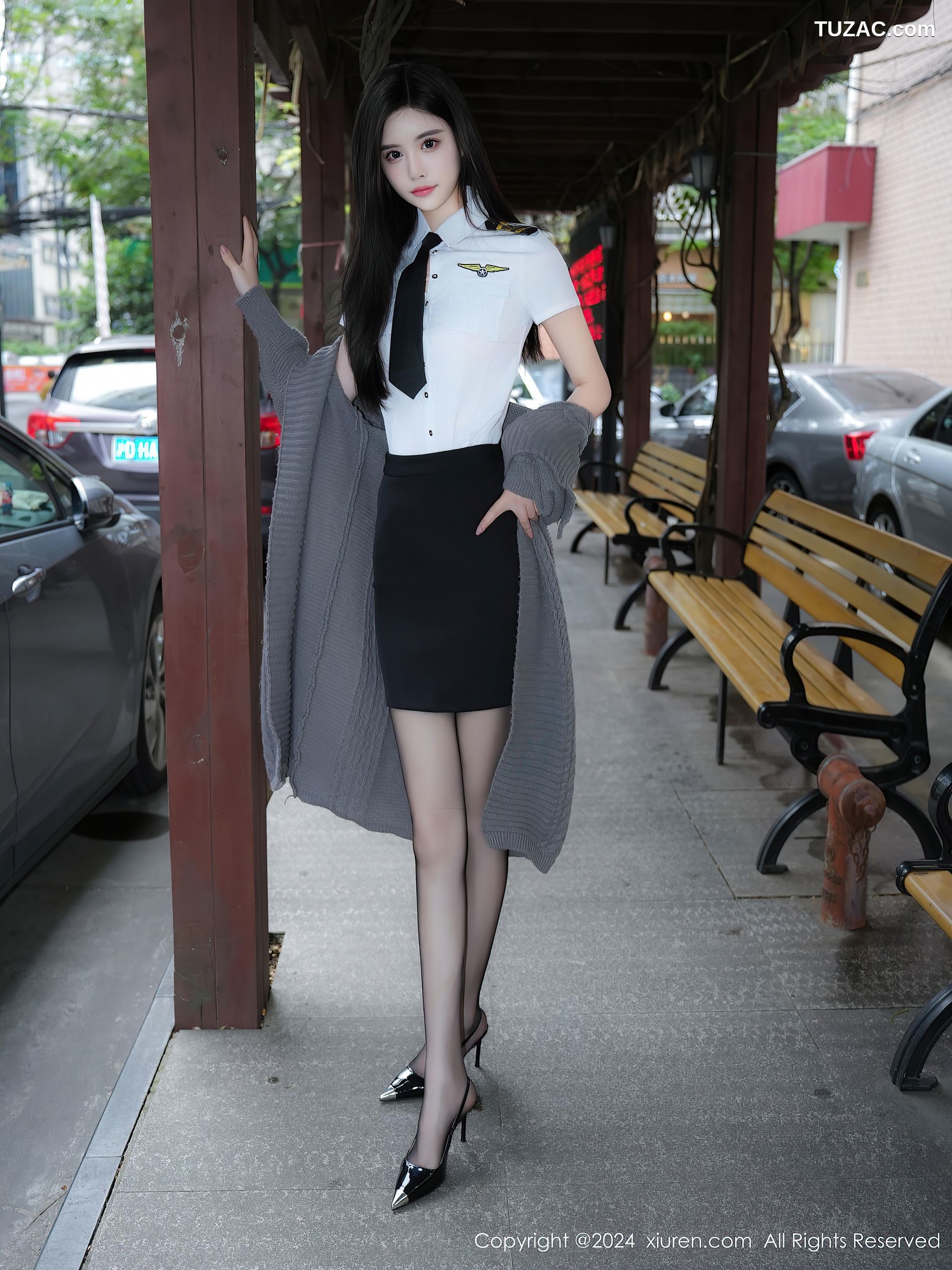 XiuRen秀人网-9349-Erikaki-街拍女警制服白衬衫短裙黑丝爆乳-2024.10.25