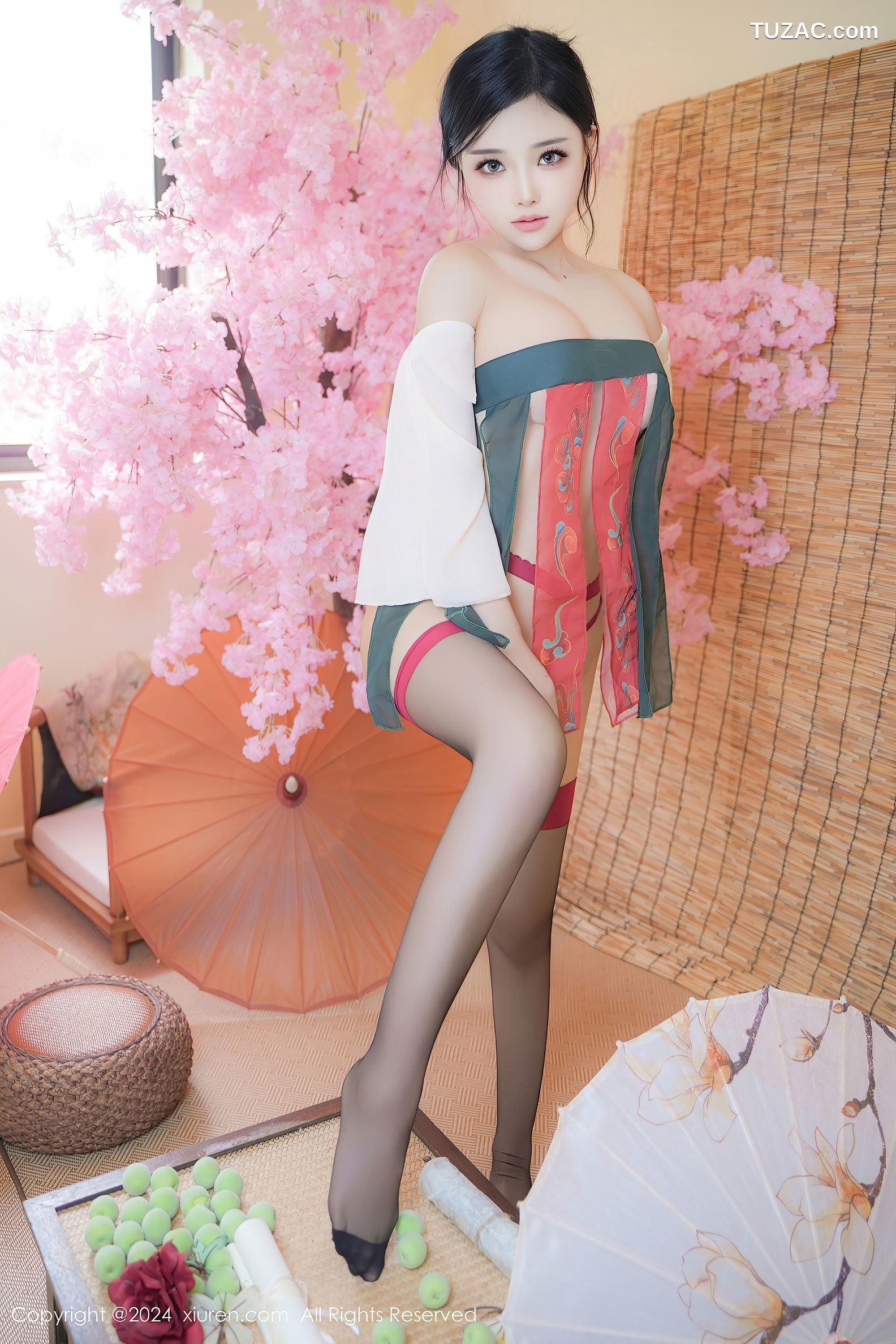 XiuRen秀人网-9351-妙可可Cheese-古风红肚兜黑丝爆乳-2024.10.28