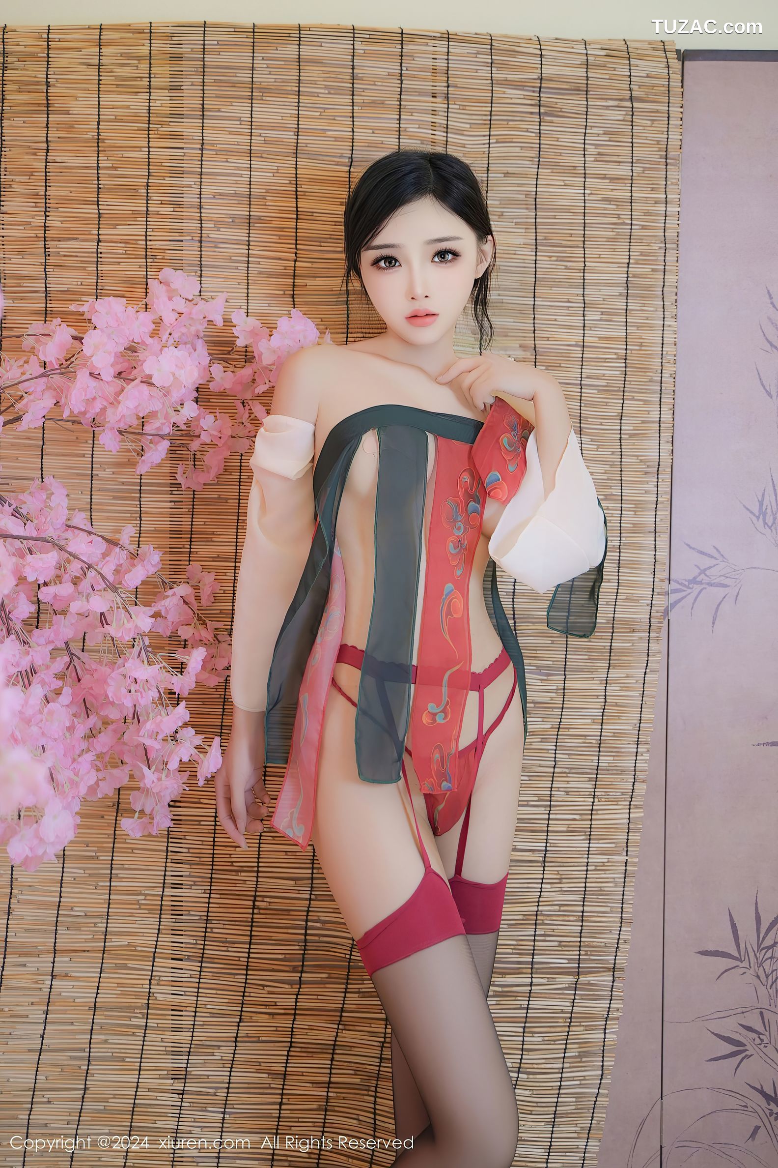 XiuRen秀人网-9351-妙可可Cheese-古风红肚兜黑丝爆乳-2024.10.28