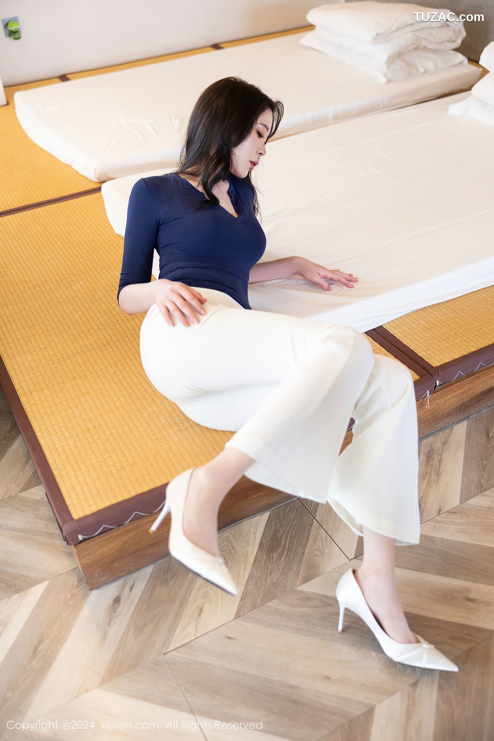 XiuRen秀人网-9355-梦心玥-蓝T白长裤蓝蕾丝内衣-2024.10.28