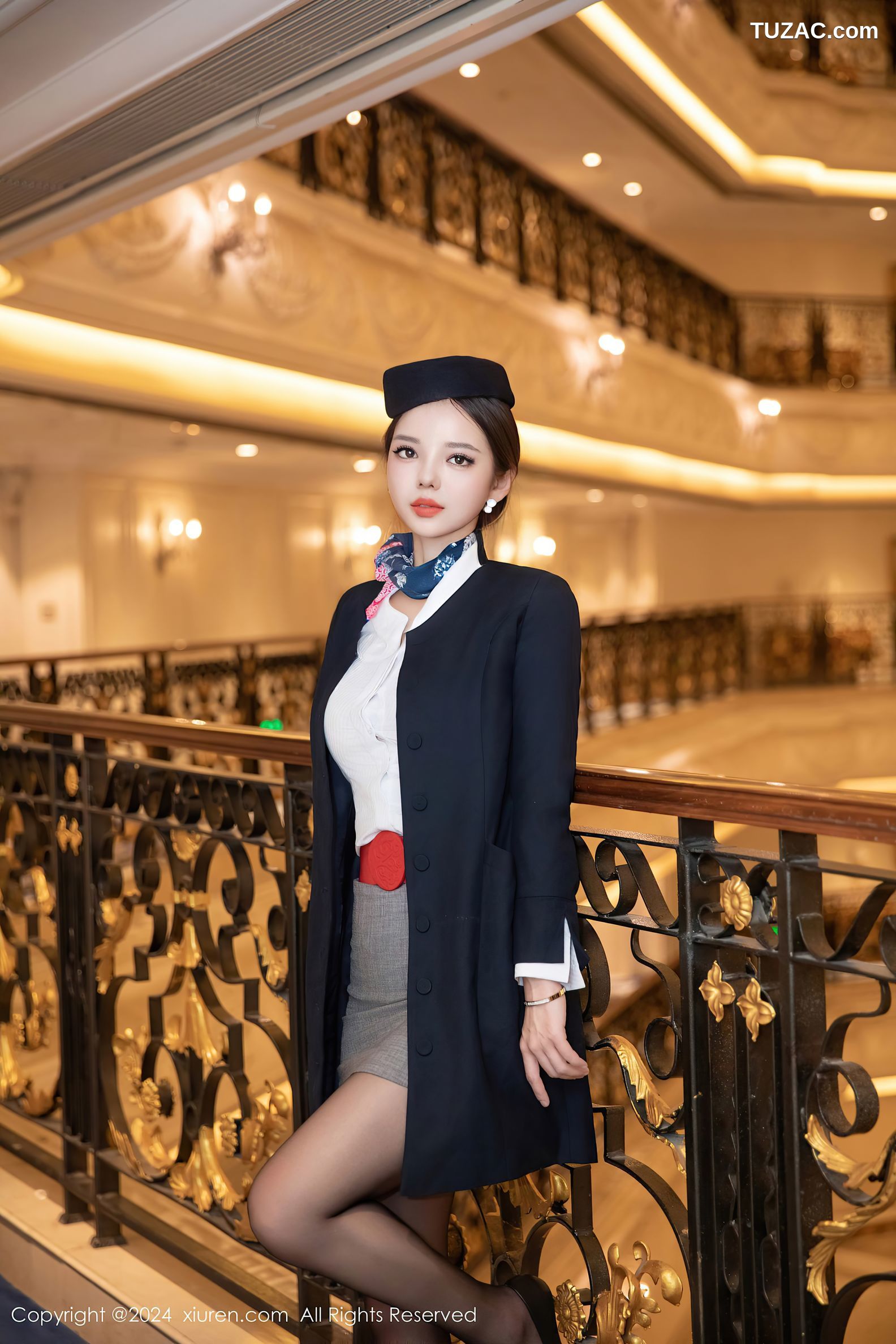 XiuRen秀人网-9365-大美妞儿-空姐制服黑丝美腿爆乳-2024.10.30