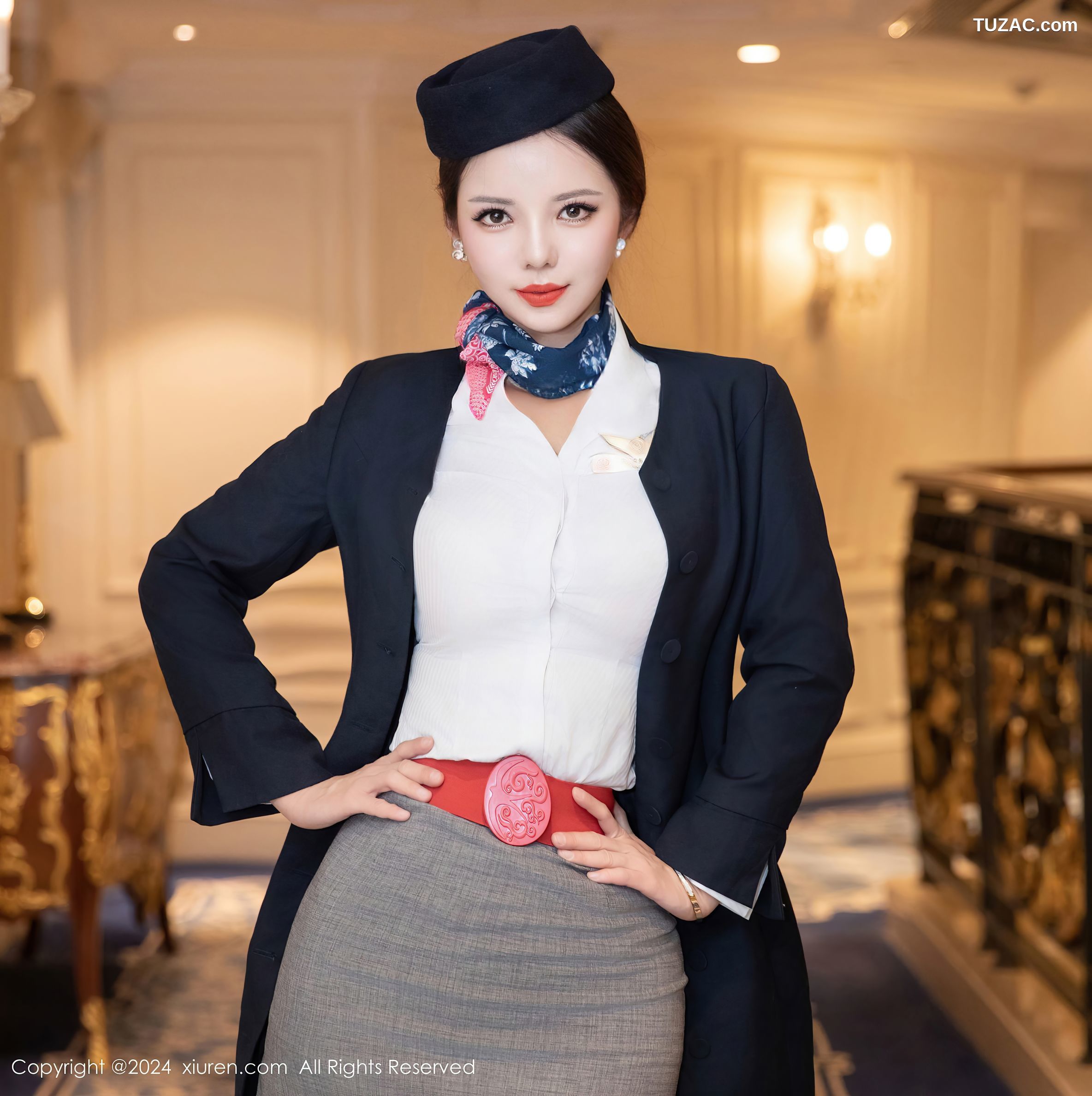 XiuRen秀人网-9365-大美妞儿-空姐制服黑丝美腿爆乳-2024.10.30