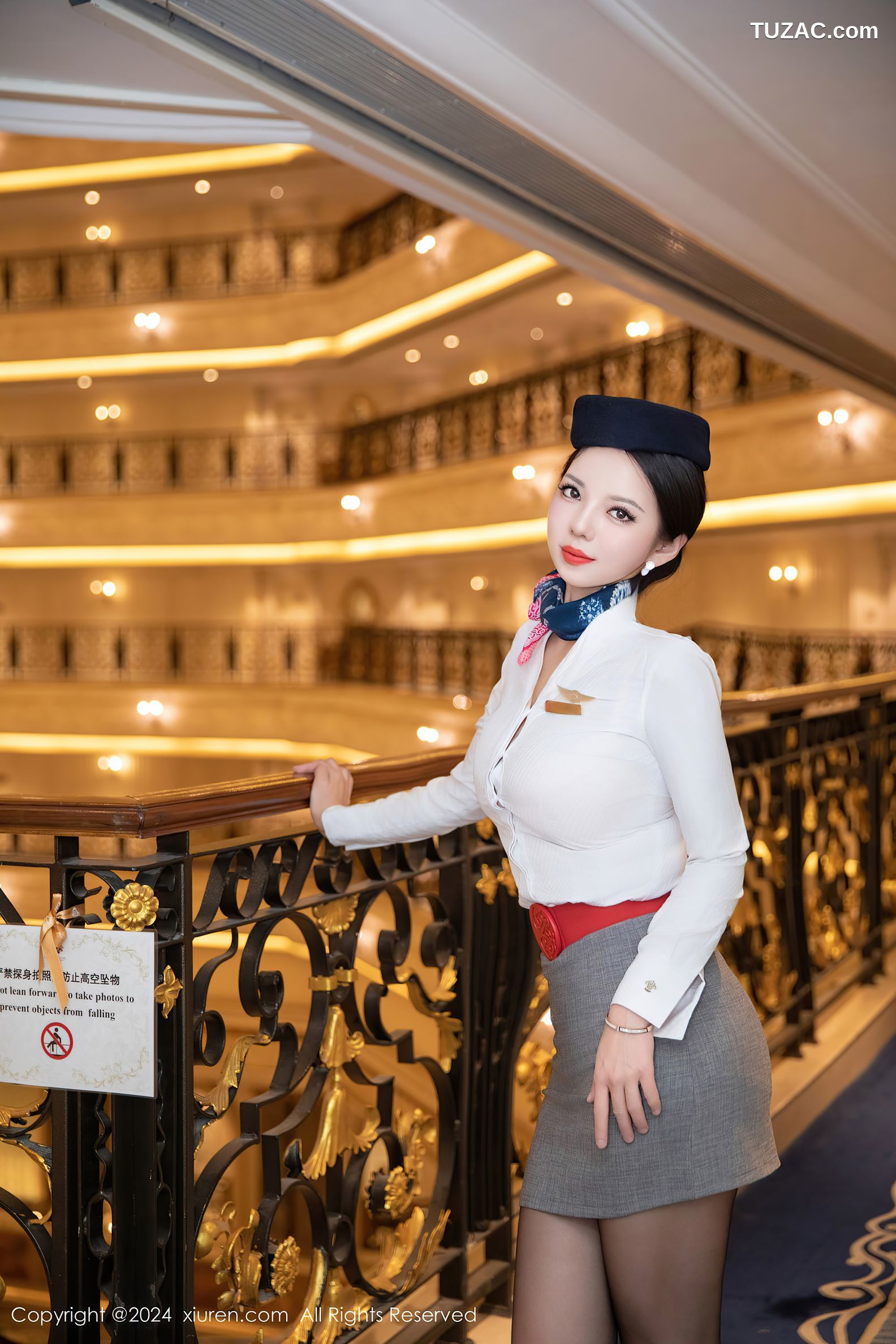 XiuRen秀人网-9365-大美妞儿-空姐制服黑丝美腿爆乳-2024.10.30