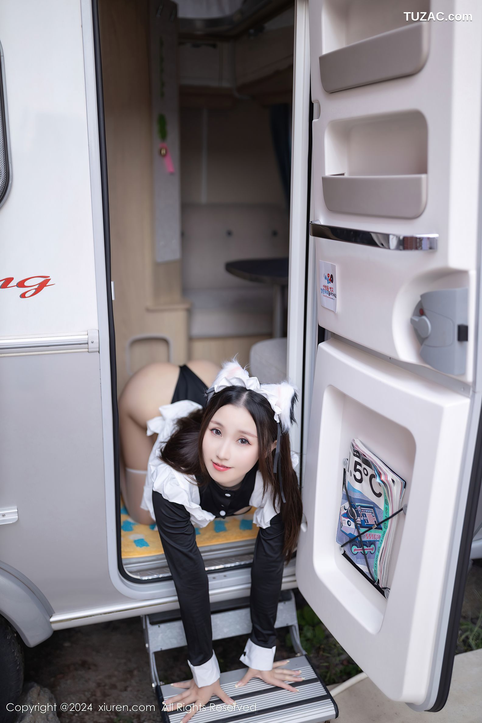 XiuRen秀人网-9369-杏子Yada-玉体美女女仆制服-2024.10.30