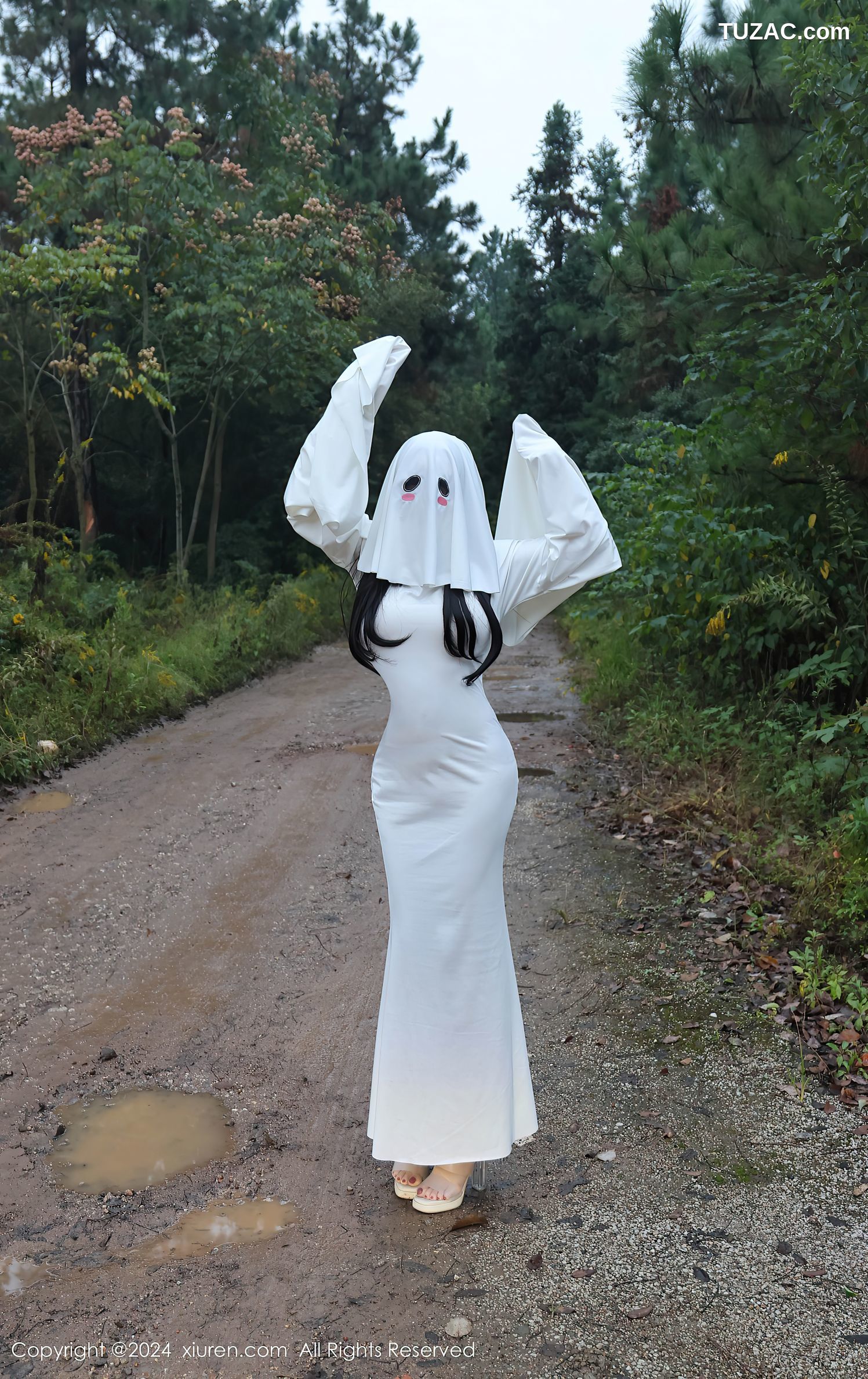 XiuRen秀人网-9376-小薯条nienie-万圣节俏皮cos爆乳-2024.10.31