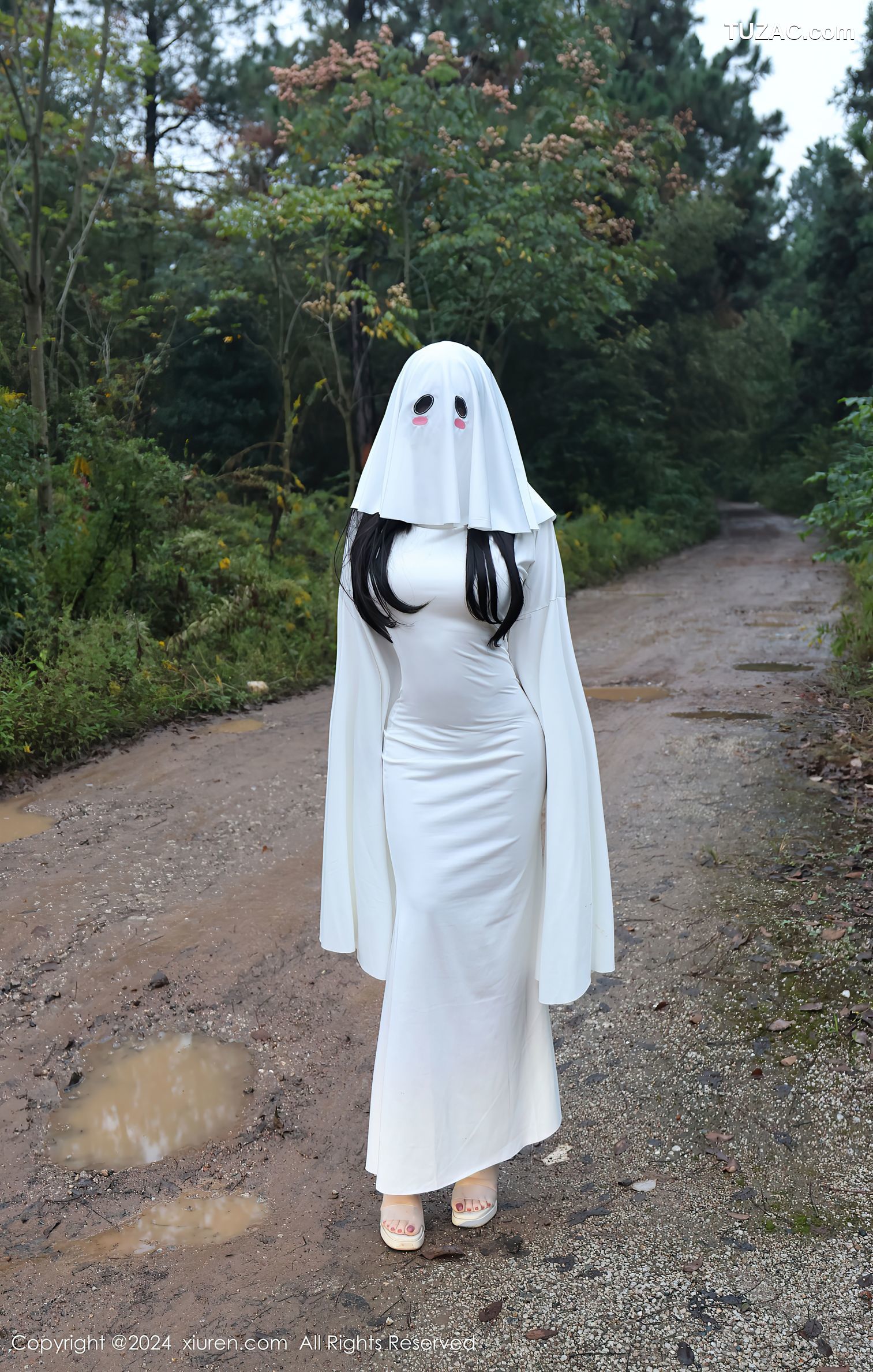 XiuRen秀人网-9376-小薯条nienie-万圣节俏皮cos爆乳-2024.10.31