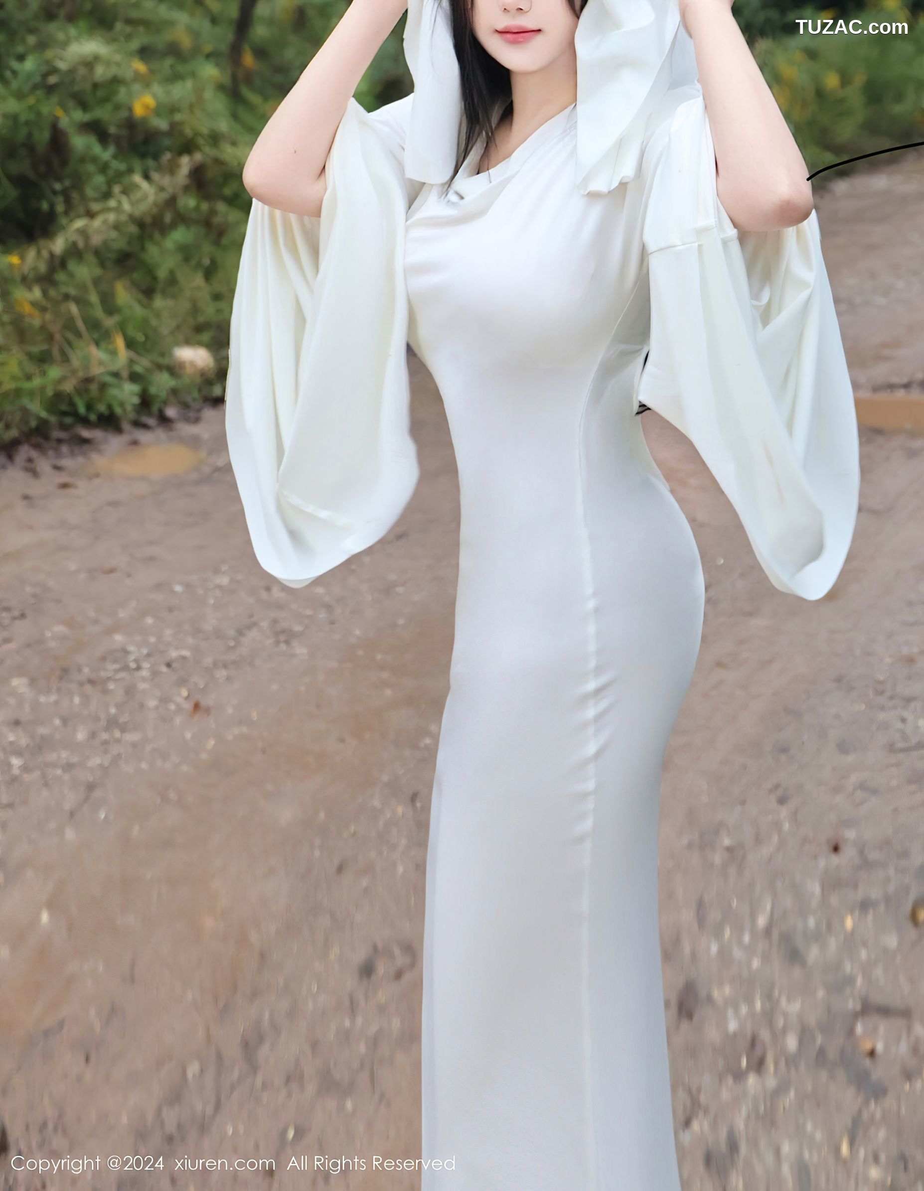 XiuRen秀人网-9376-小薯条nienie-万圣节俏皮cos爆乳-2024.10.31