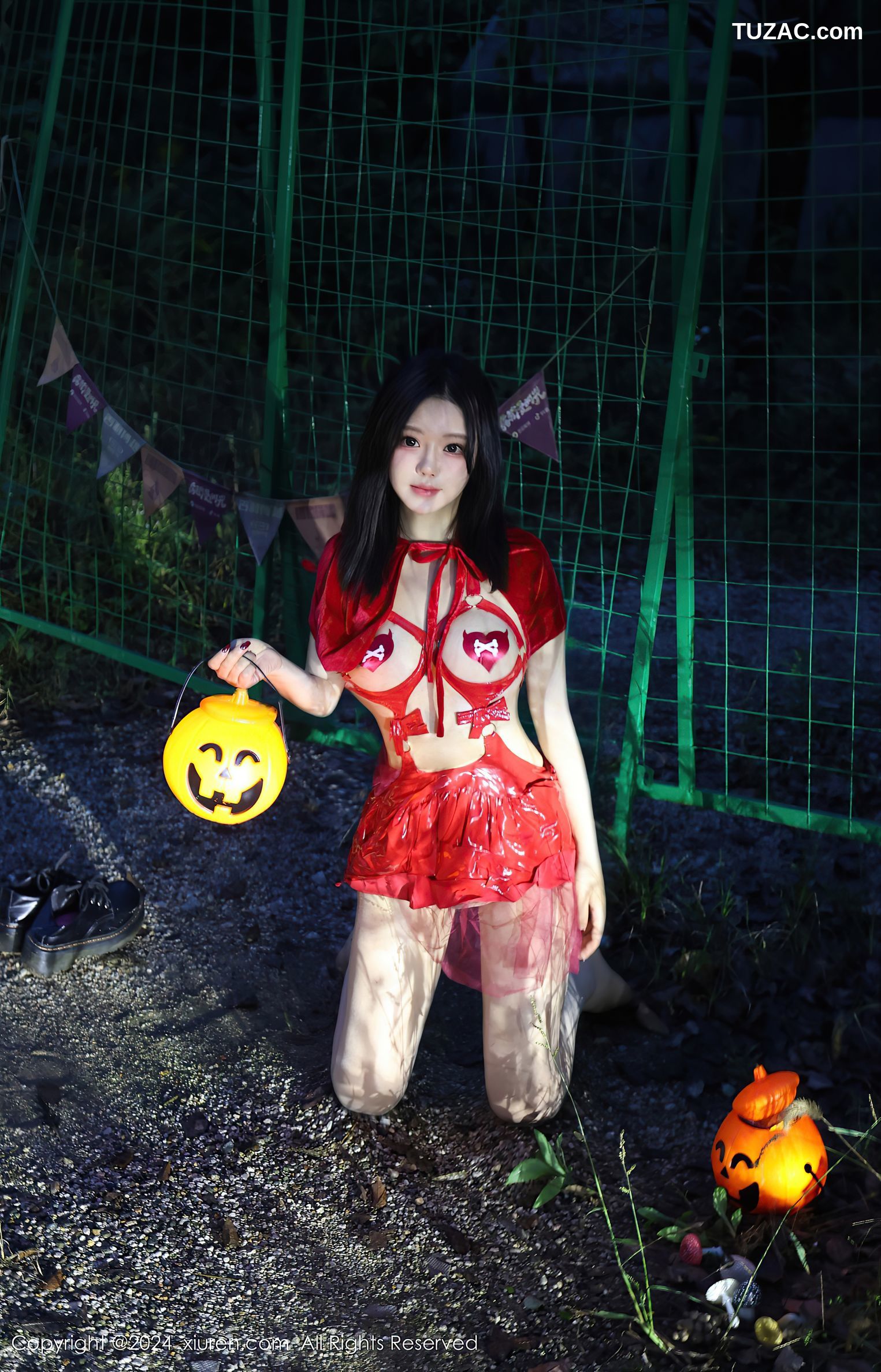 XiuRen秀人网-9376-小薯条nienie-万圣节俏皮cos爆乳-2024.10.31