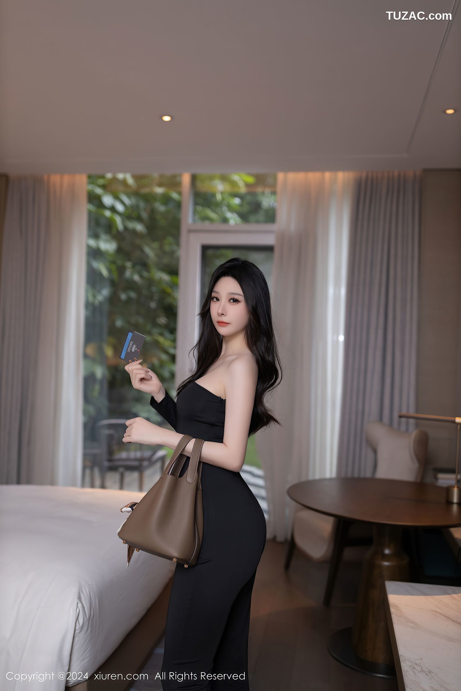 XiuRen秀人网-9386-小逗逗-黑礼服裙黑色内衣玉体诱惑-2024.11.01