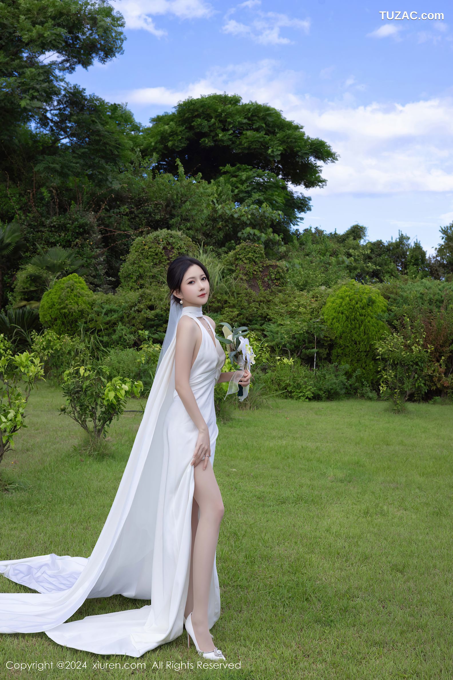 XiuRen秀人网-9387-鱼子酱Fish-户外妩媚新娘白纱爆乳-2024.11.01