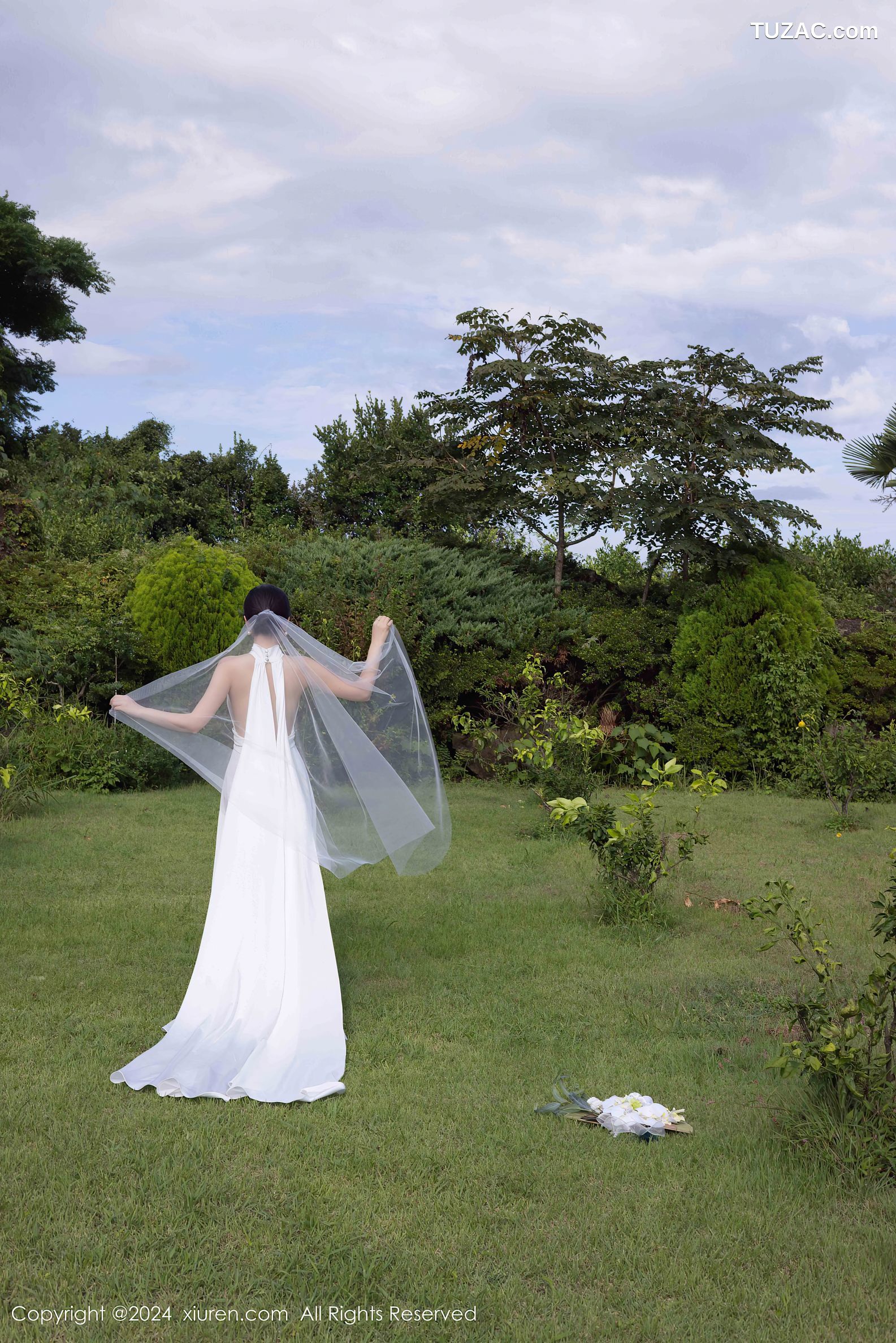 XiuRen秀人网-9387-鱼子酱Fish-户外妩媚新娘白纱爆乳-2024.11.01