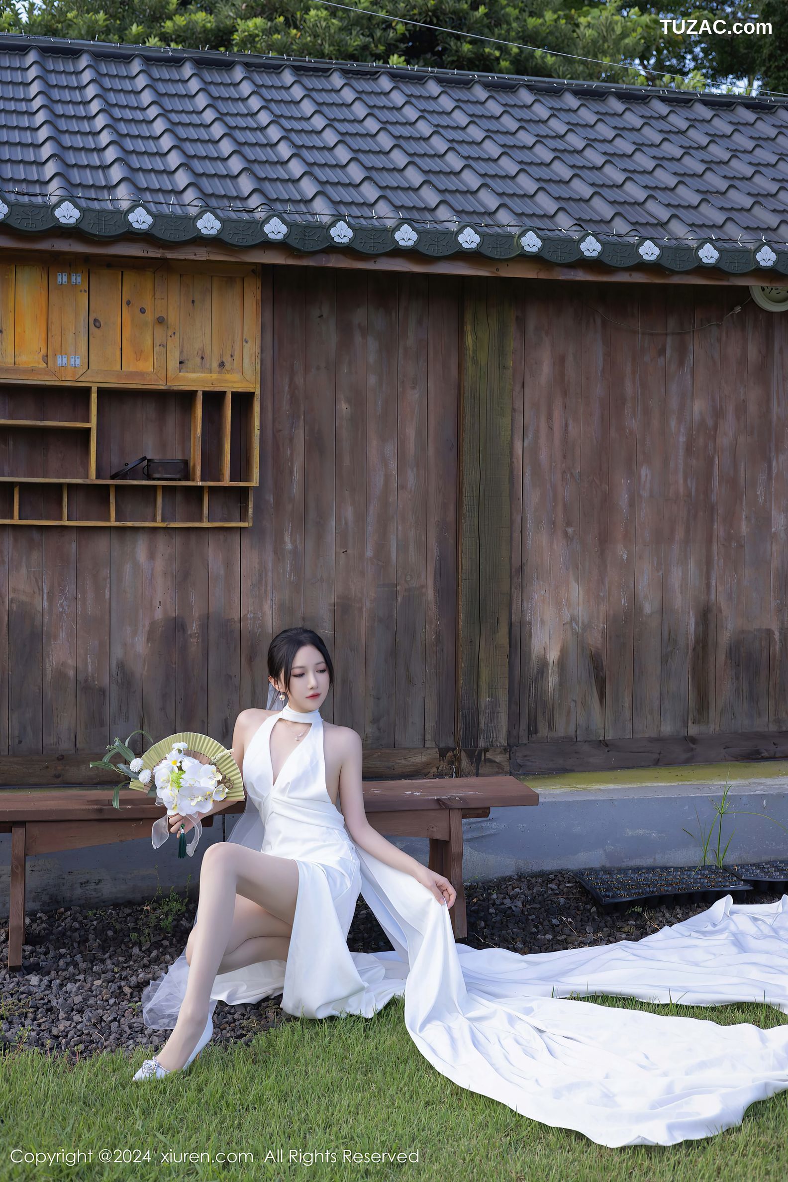 XiuRen秀人网-9387-鱼子酱Fish-户外妩媚新娘白纱爆乳-2024.11.01