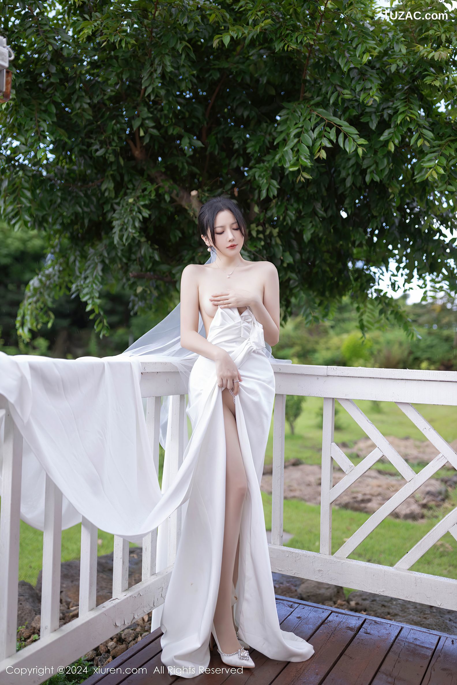 XiuRen秀人网-9387-鱼子酱Fish-户外妩媚新娘白纱爆乳-2024.11.01