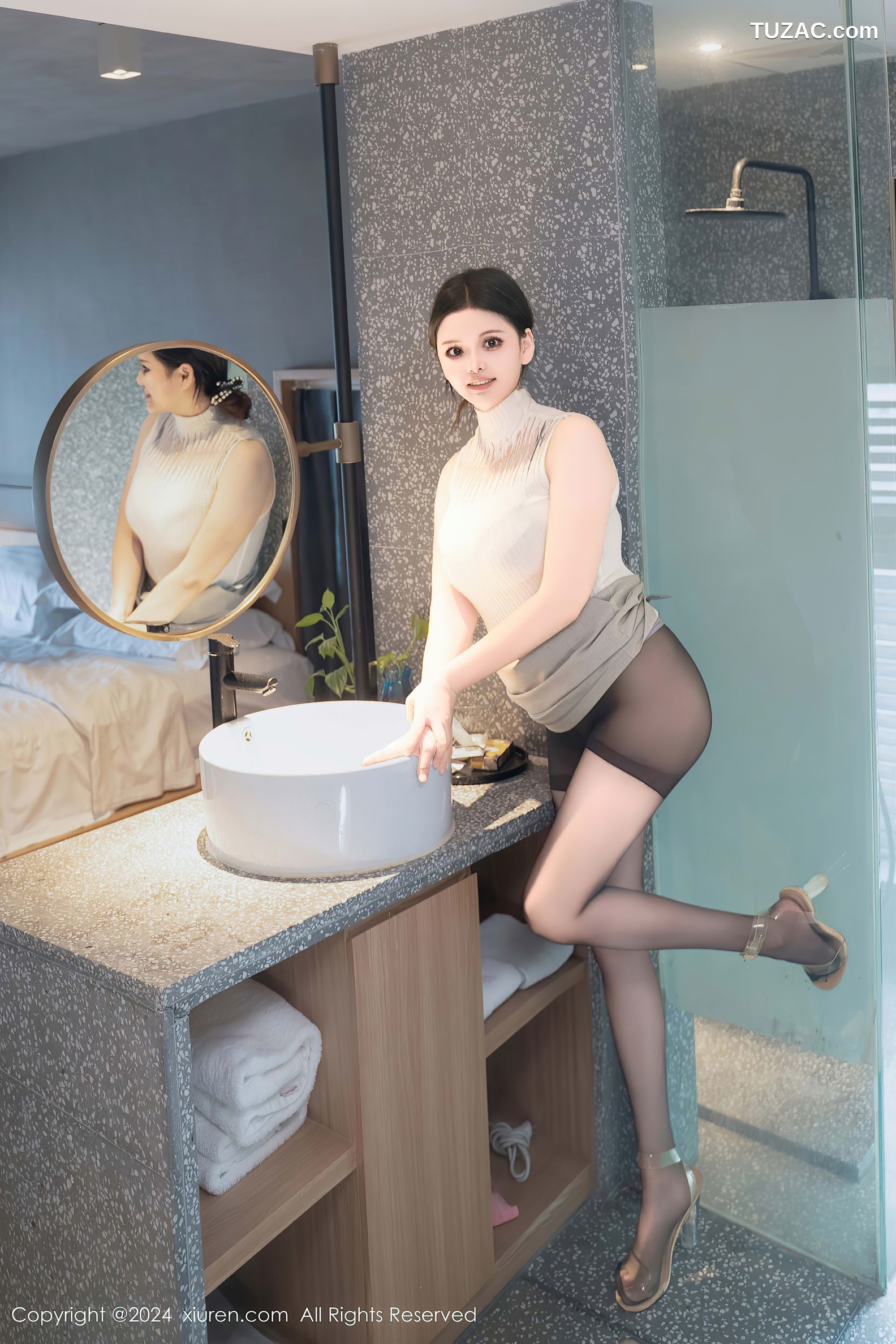 XiuRen秀人网-9394-陈三穗-大眼睛美女黑丝爆乳-2024.11.05