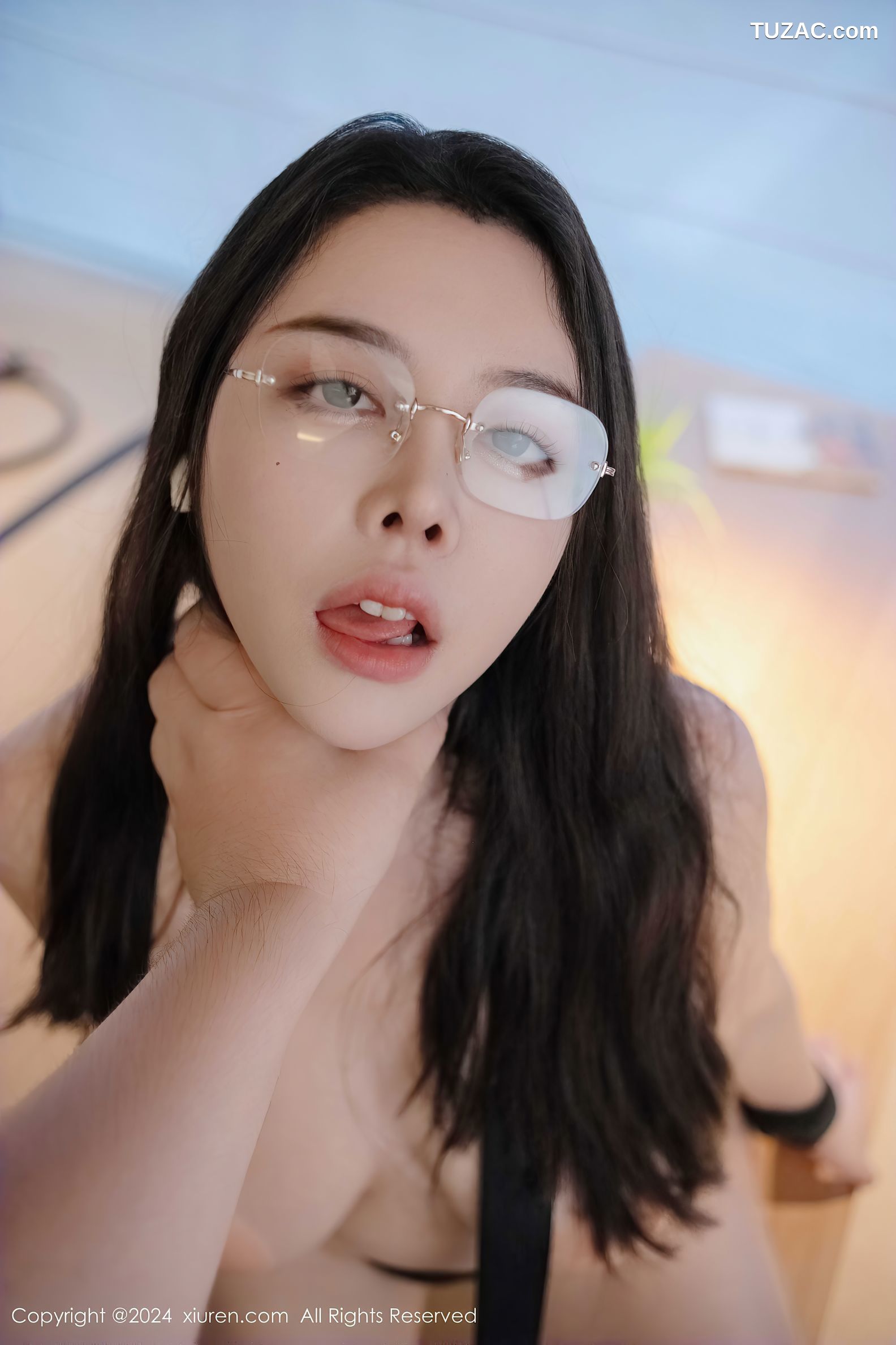 XiuRen秀人网-9395-蕾蕾醒了没-模特合集-爆乳姐妹花-2024.11.05