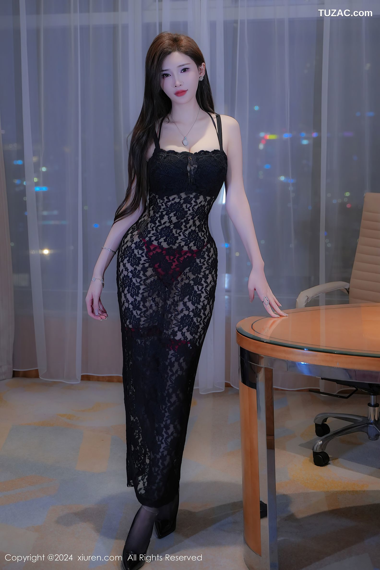 XiuRen秀人网-9411-Carol周妍希X-黑色蕾丝吊带连衣裙红内裤爆乳-2024.11.07