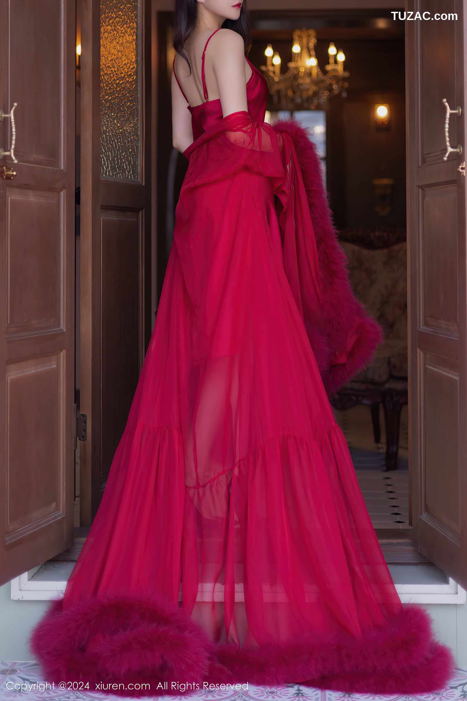 XiuRen秀人网-9422-鱼子酱Fish-红色礼服裙珠链丁字裤-2024.11.08
