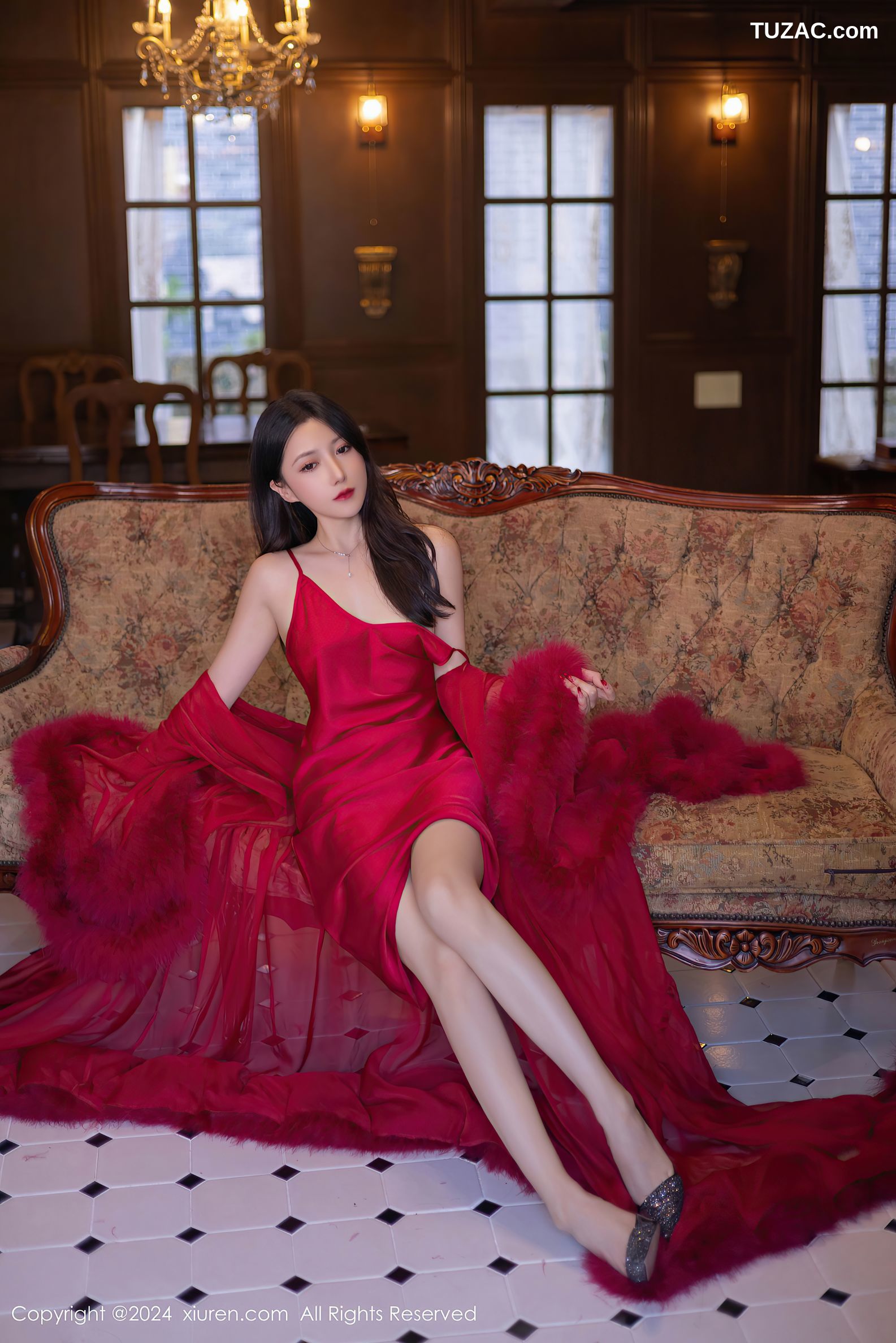 XiuRen秀人网-9422-鱼子酱Fish-红色礼服裙珠链丁字裤-2024.11.08