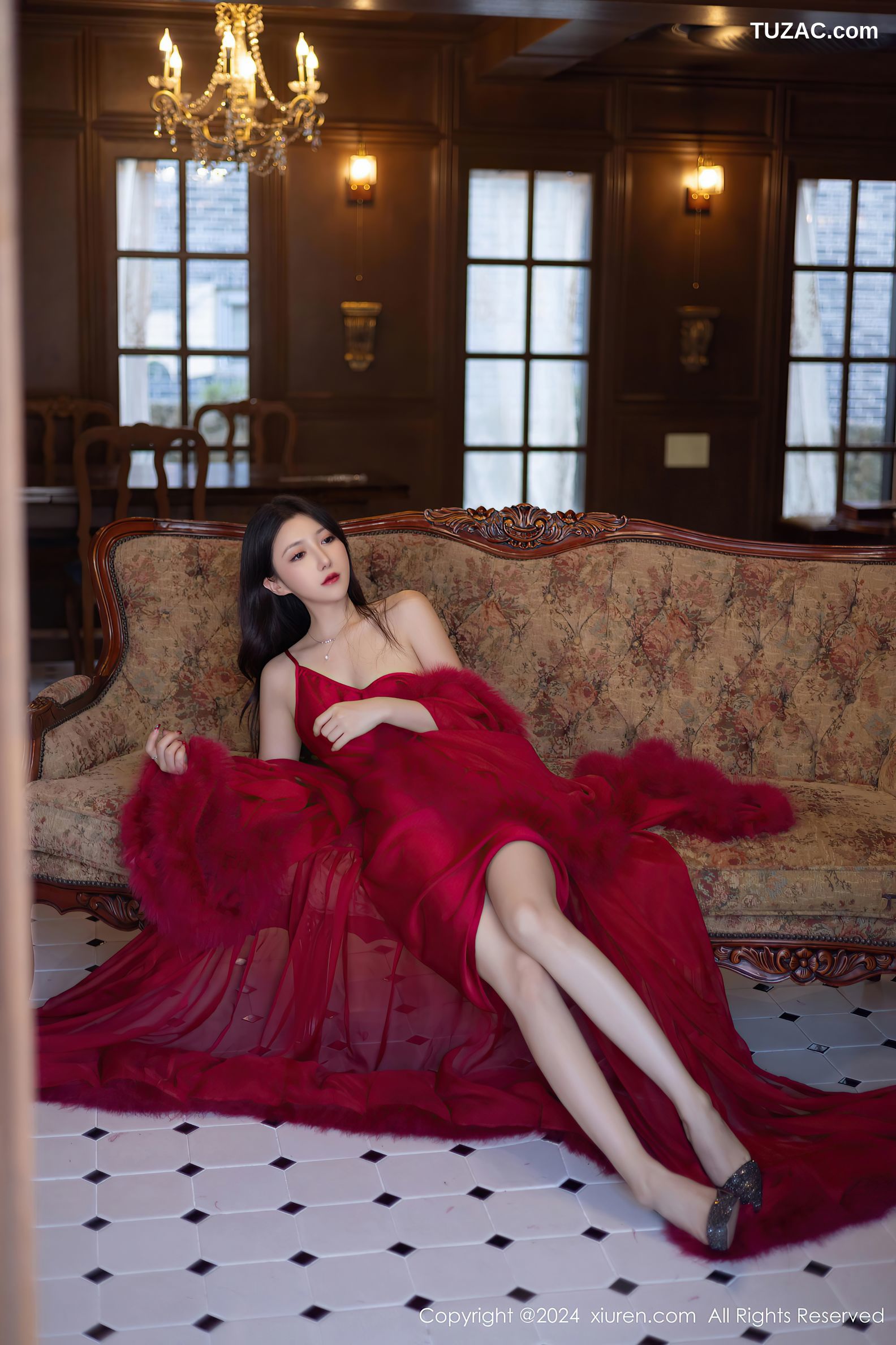 XiuRen秀人网-9422-鱼子酱Fish-红色礼服裙珠链丁字裤-2024.11.08