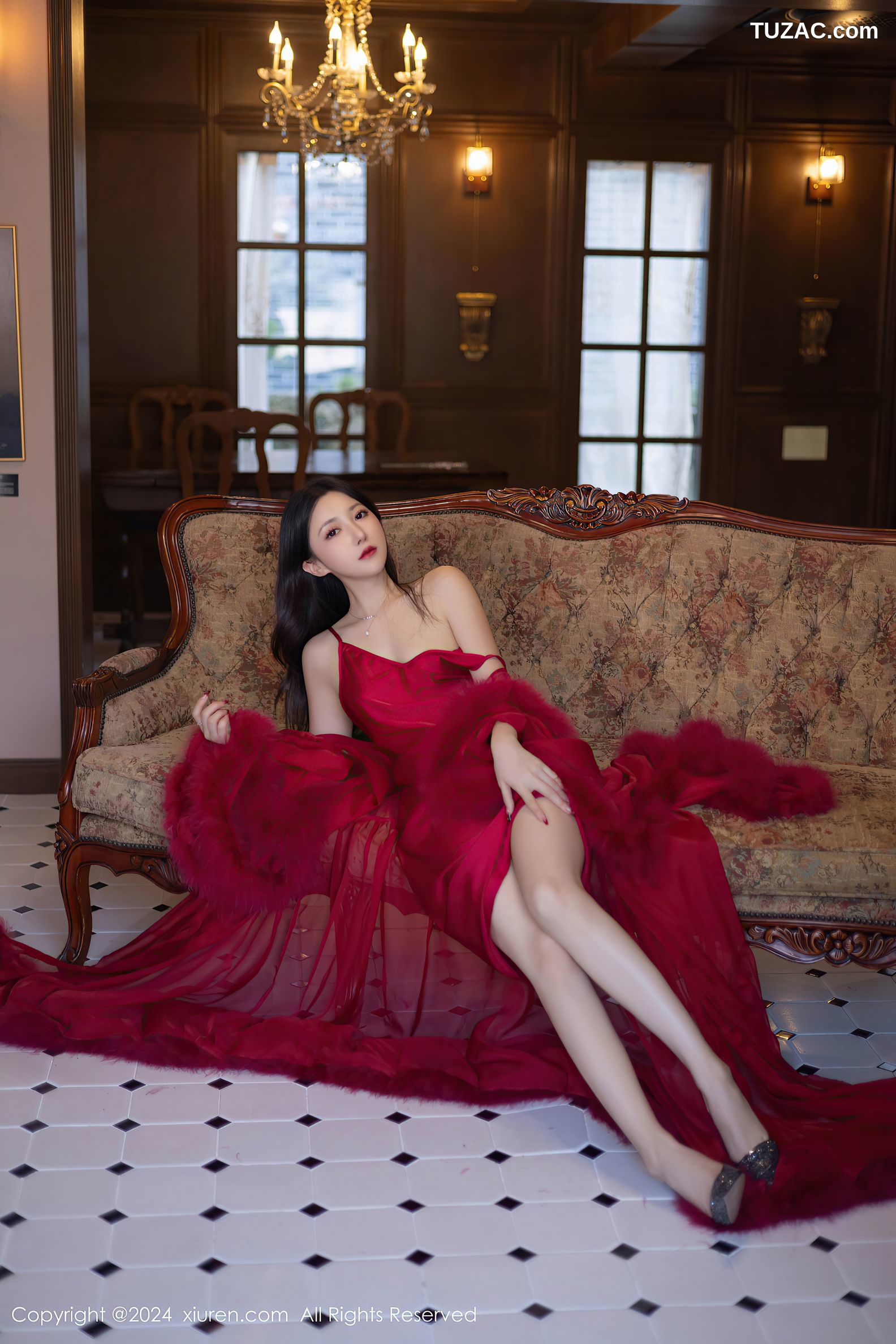 XiuRen秀人网-9422-鱼子酱Fish-红色礼服裙珠链丁字裤-2024.11.08